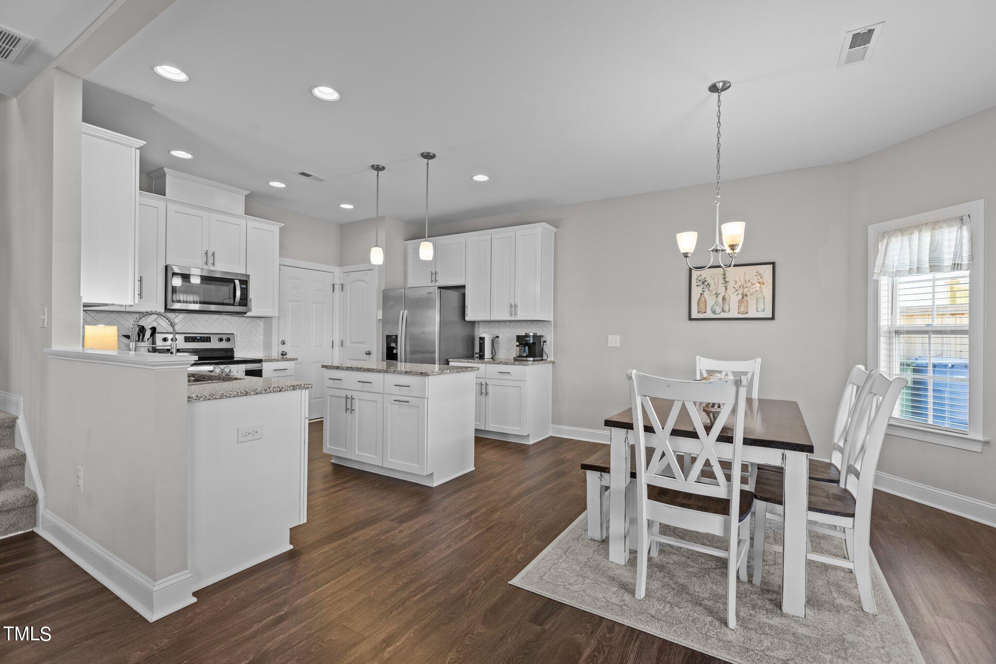 1110 Clearwood Lane