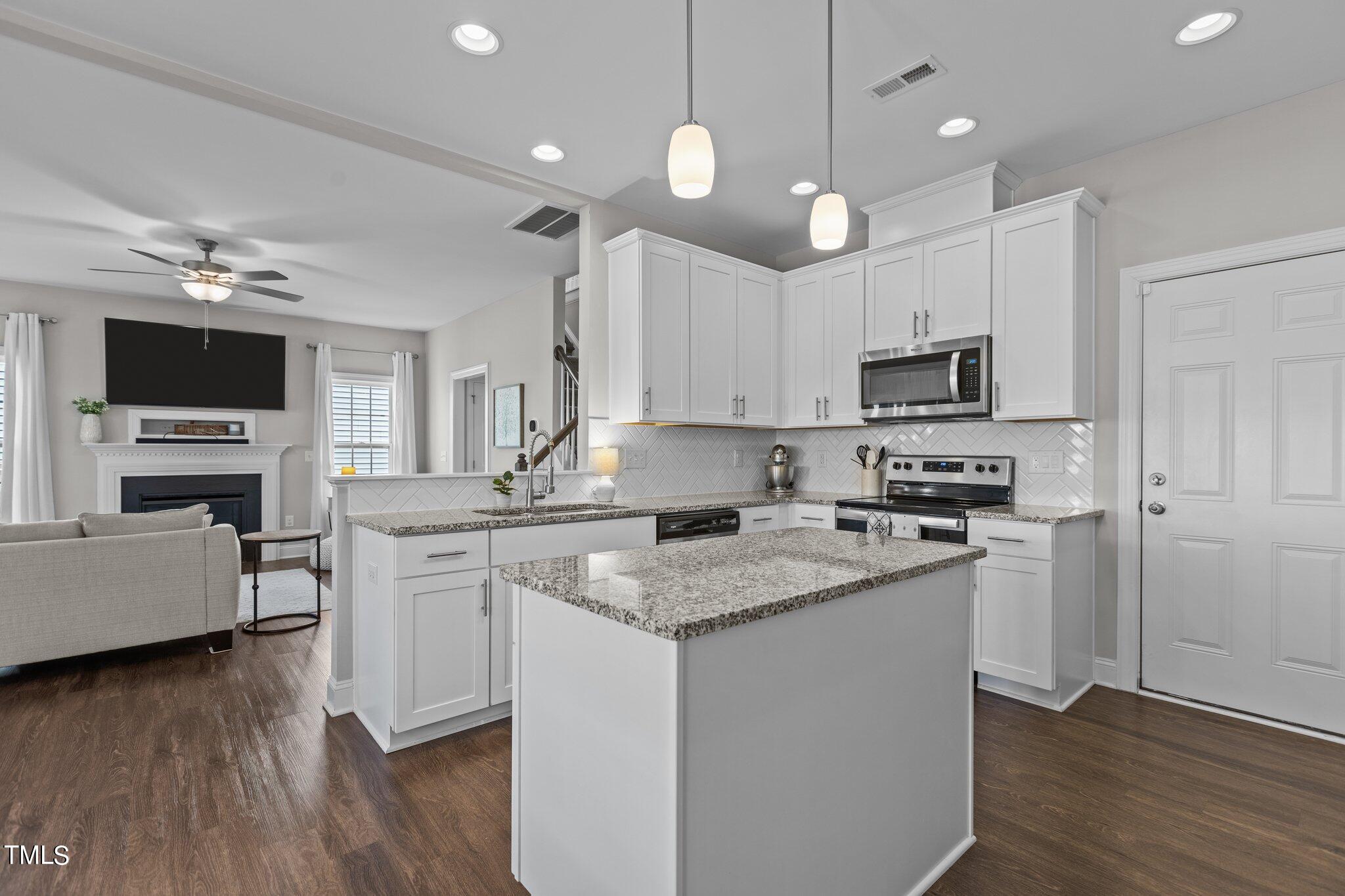 1110 Clearwood Lane