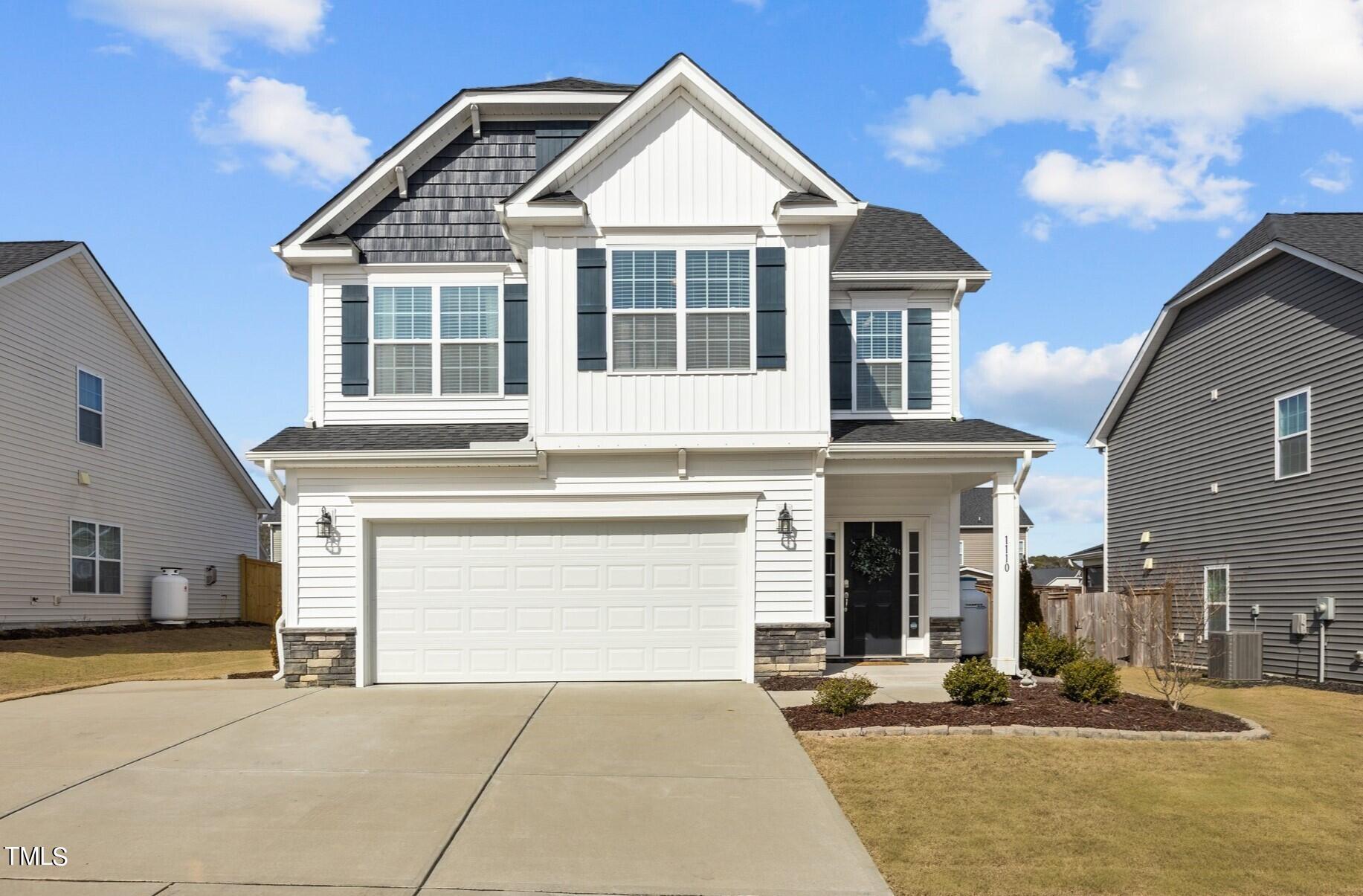 1110 Clearwood Lane