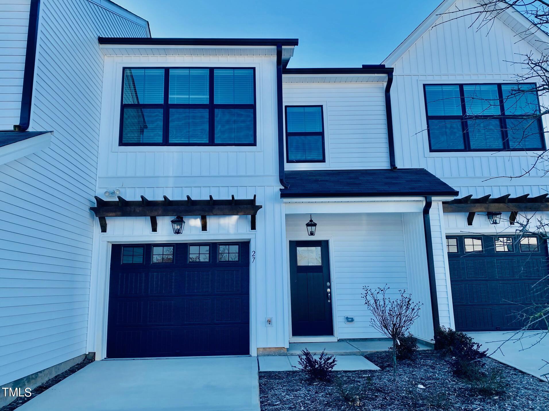 27 Curren Drive