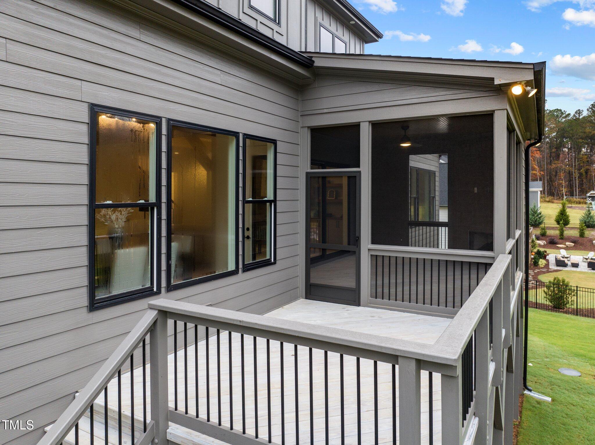 1217 Perry Bluff Drive