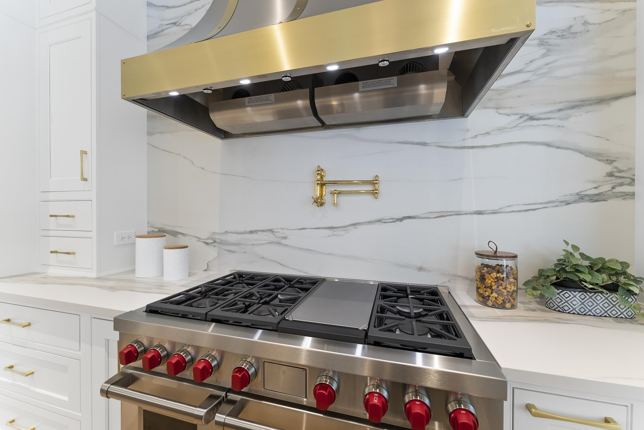 6812 Foxfire Place
