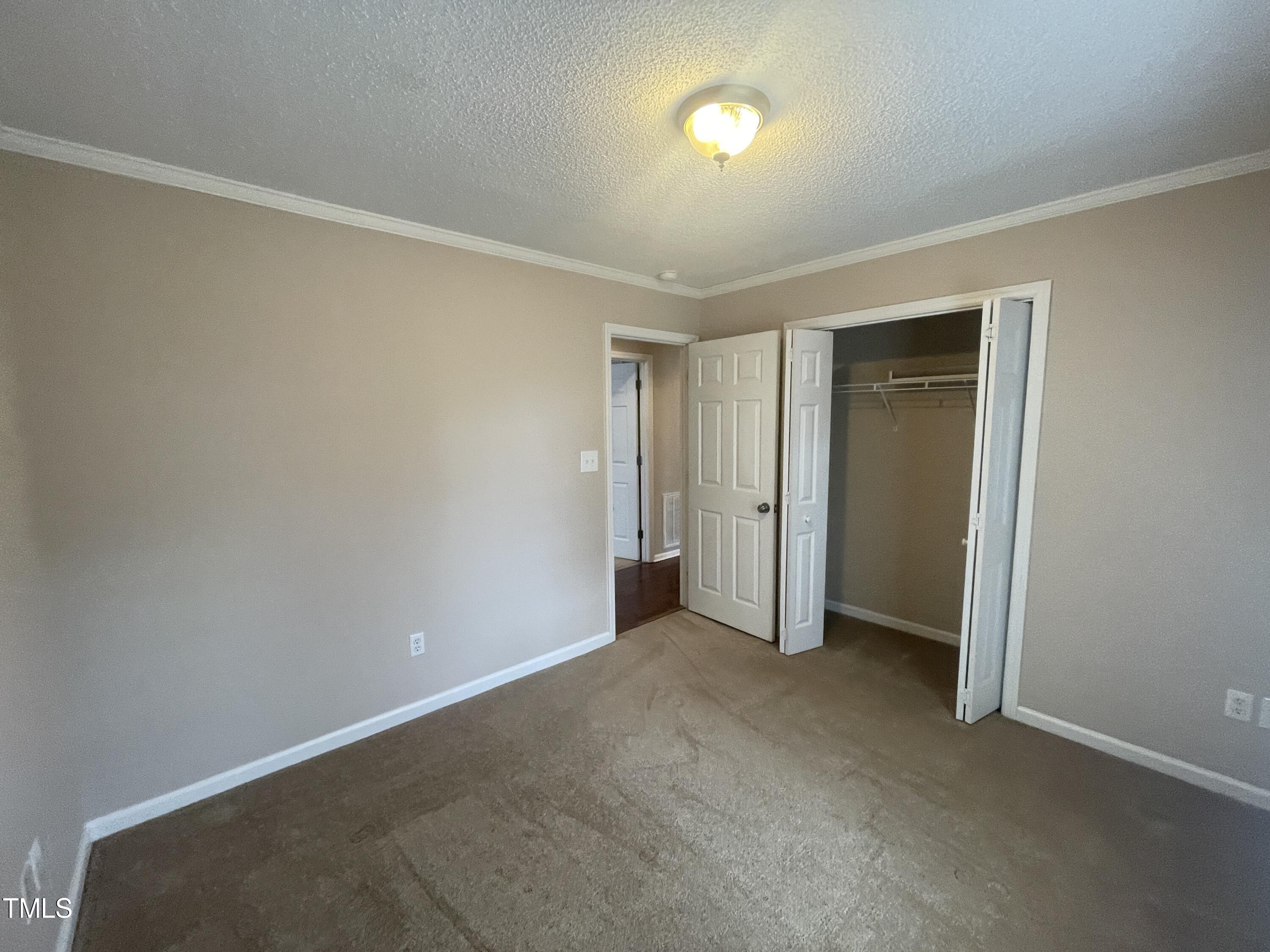 1008 Walnut Drive