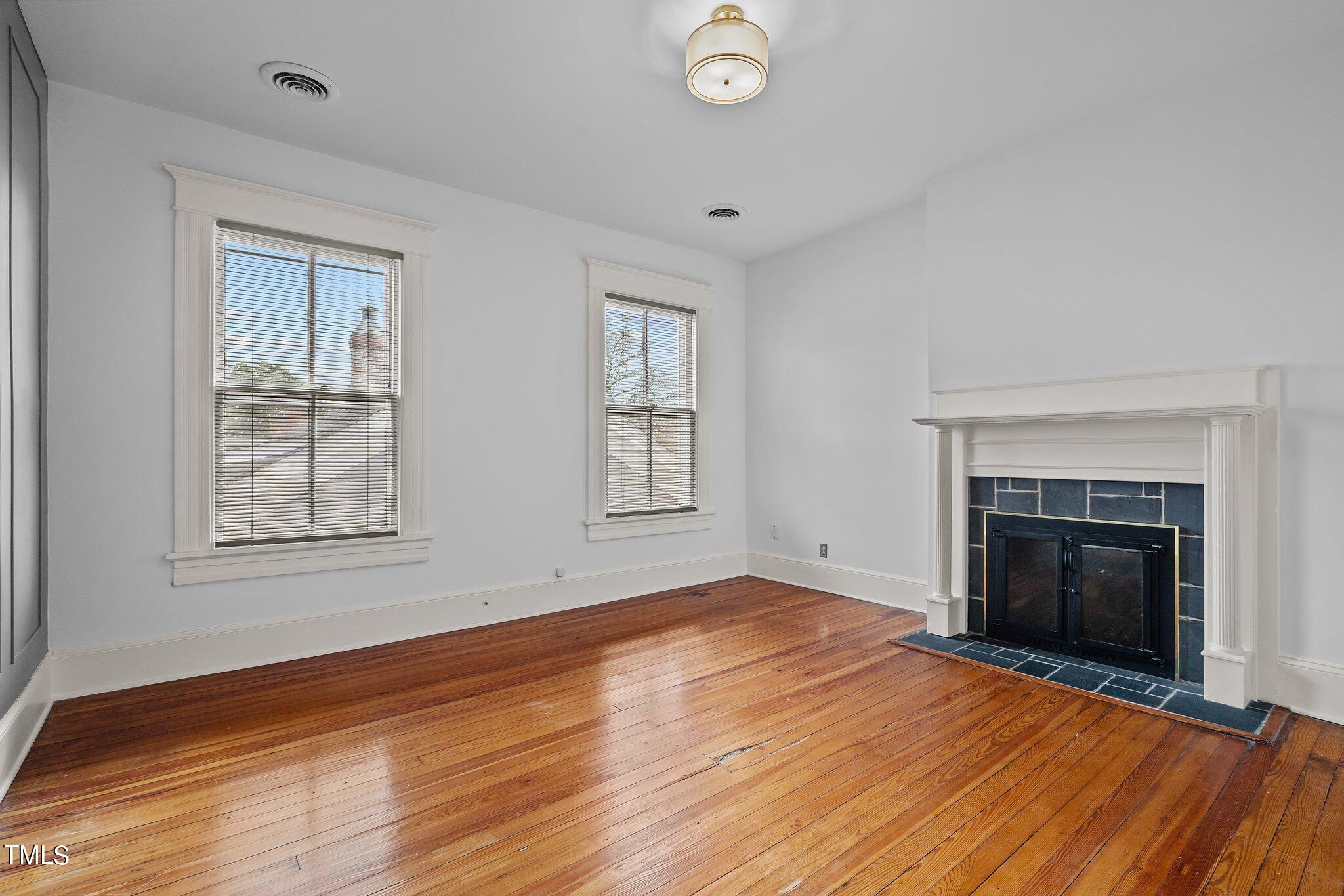 317 Oakwood Avenue