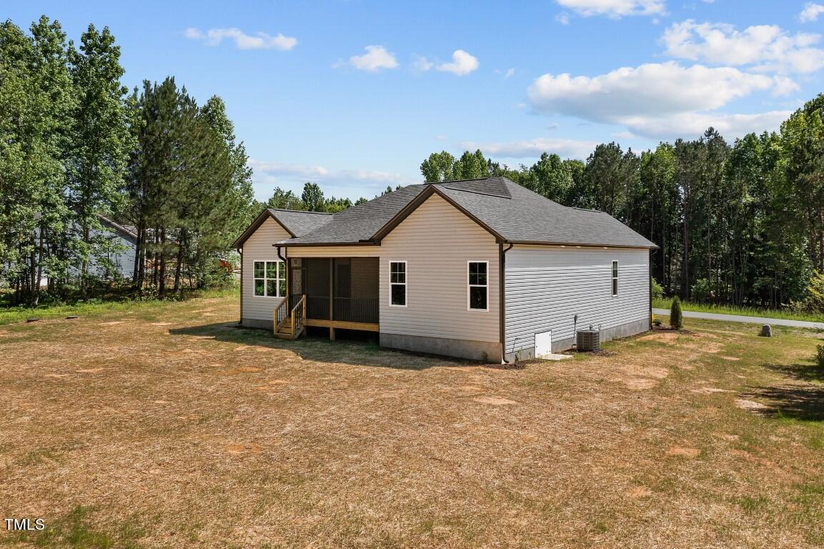 110 Leisure Lane