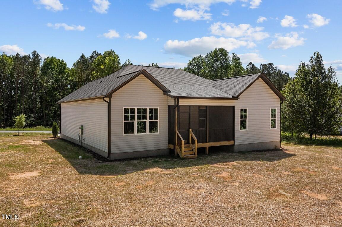110 Leisure Lane