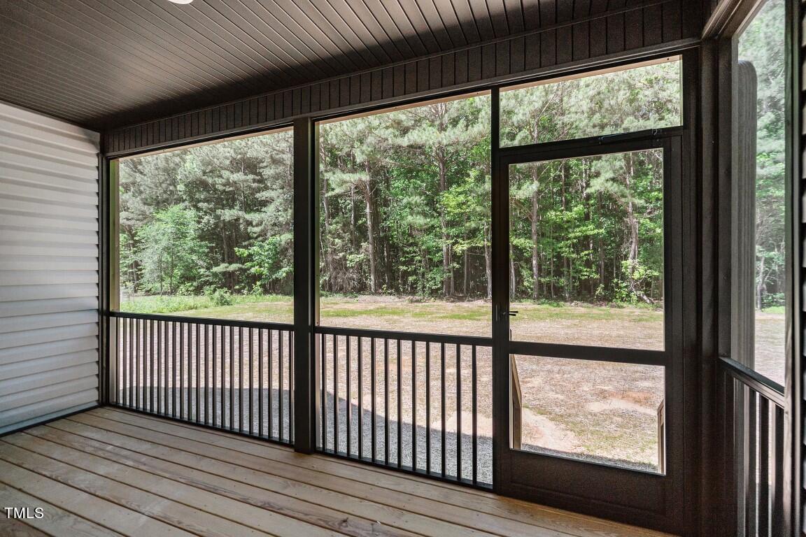 110 Leisure Lane