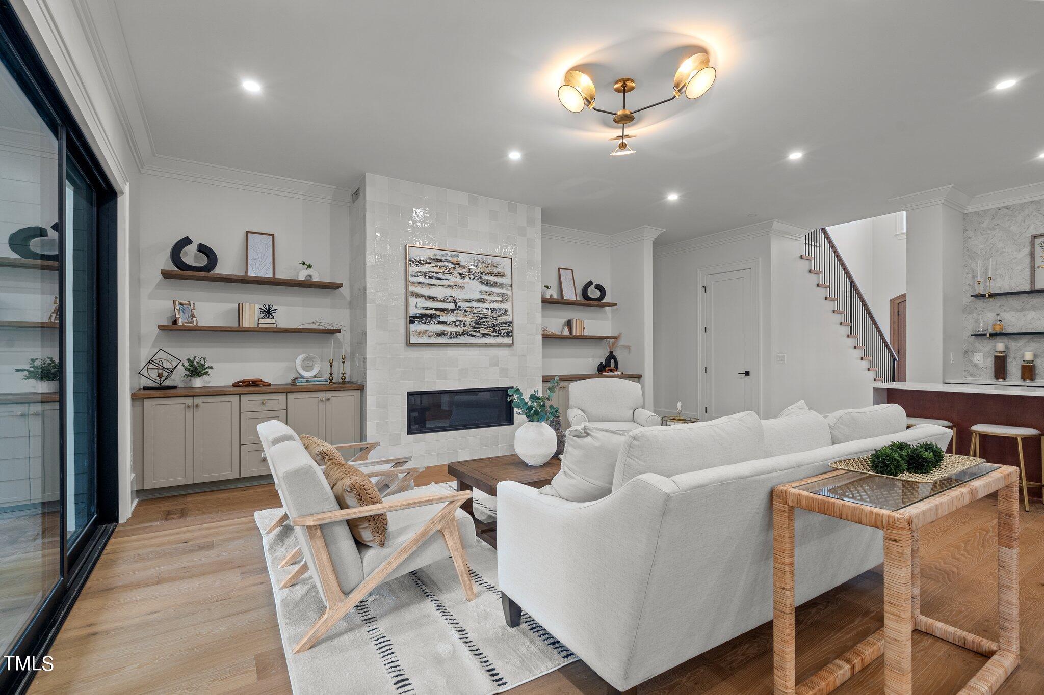 1209 Gunnison Place