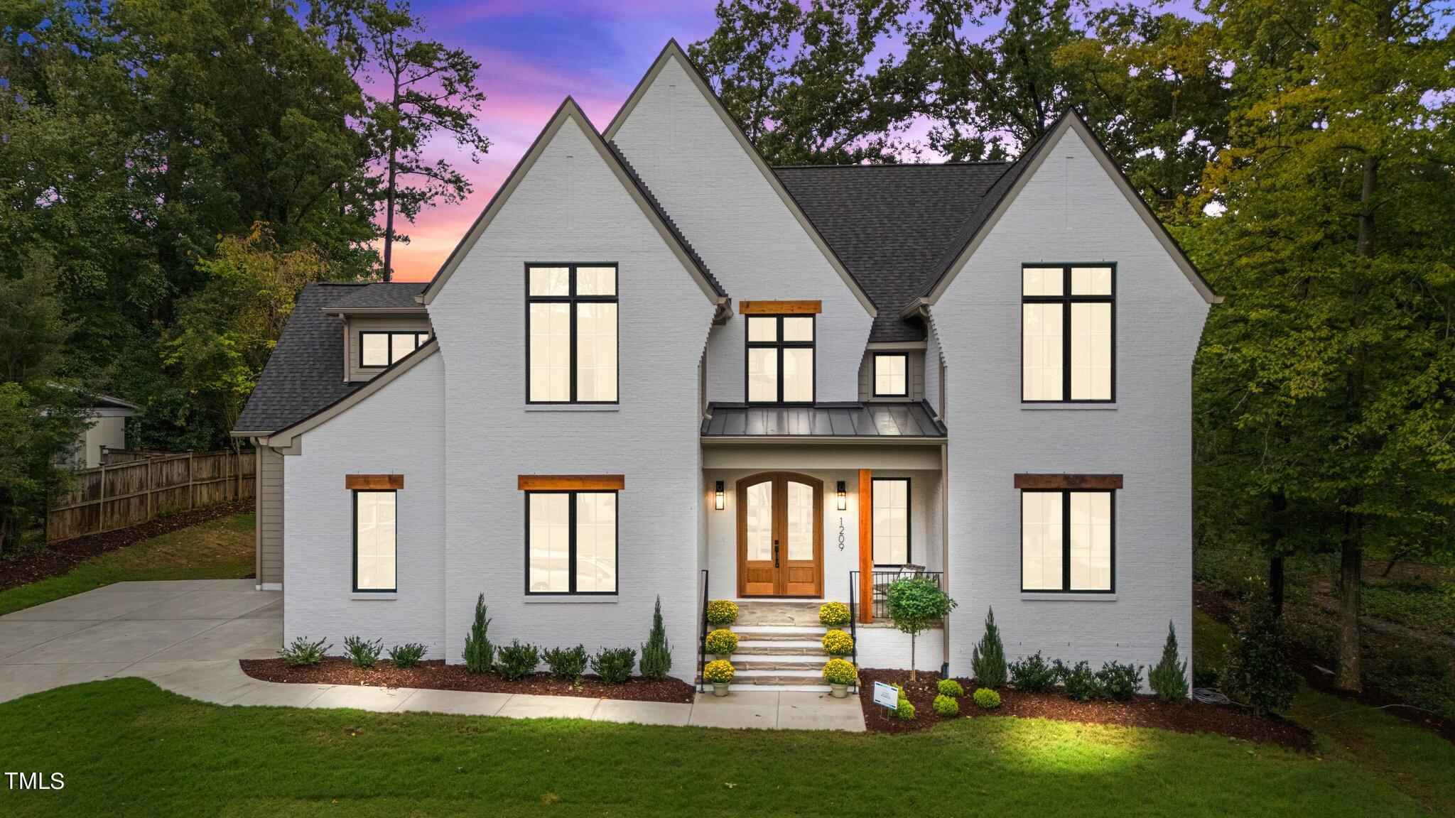 1209 Gunnison Place