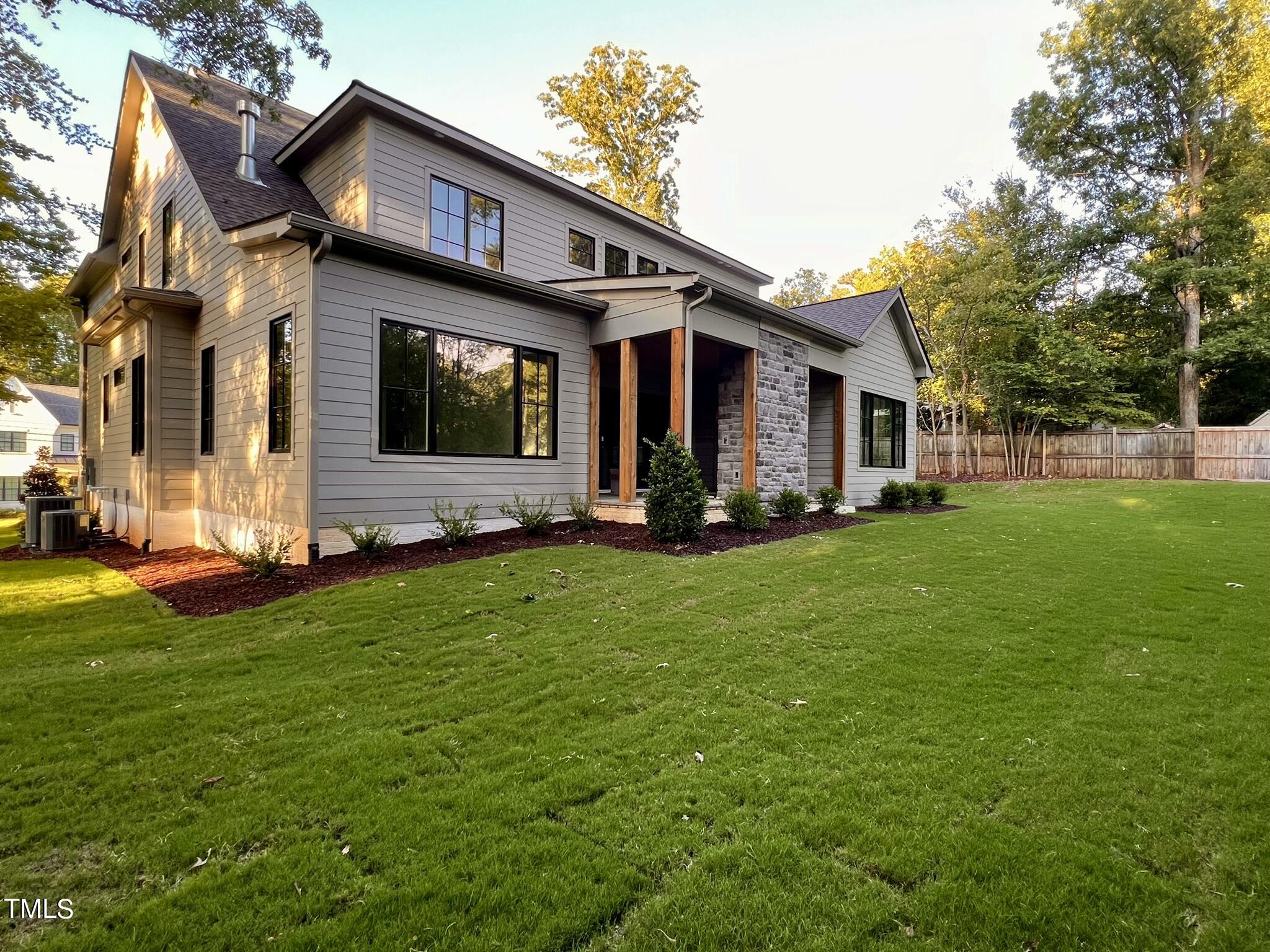 1209 Gunnison Place