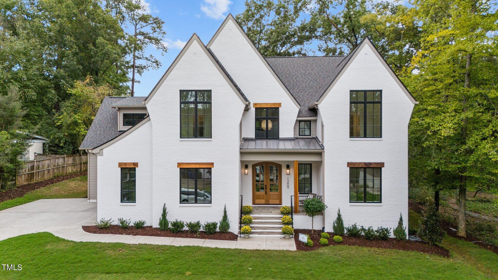 1209 Gunnison Place