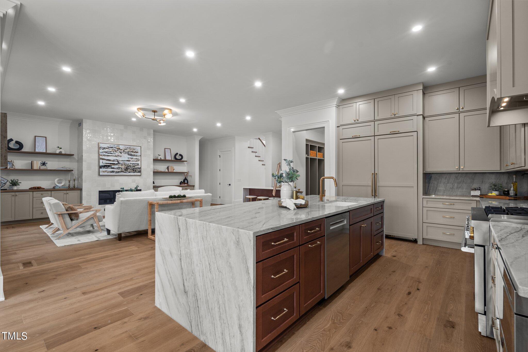 1209 Gunnison Place