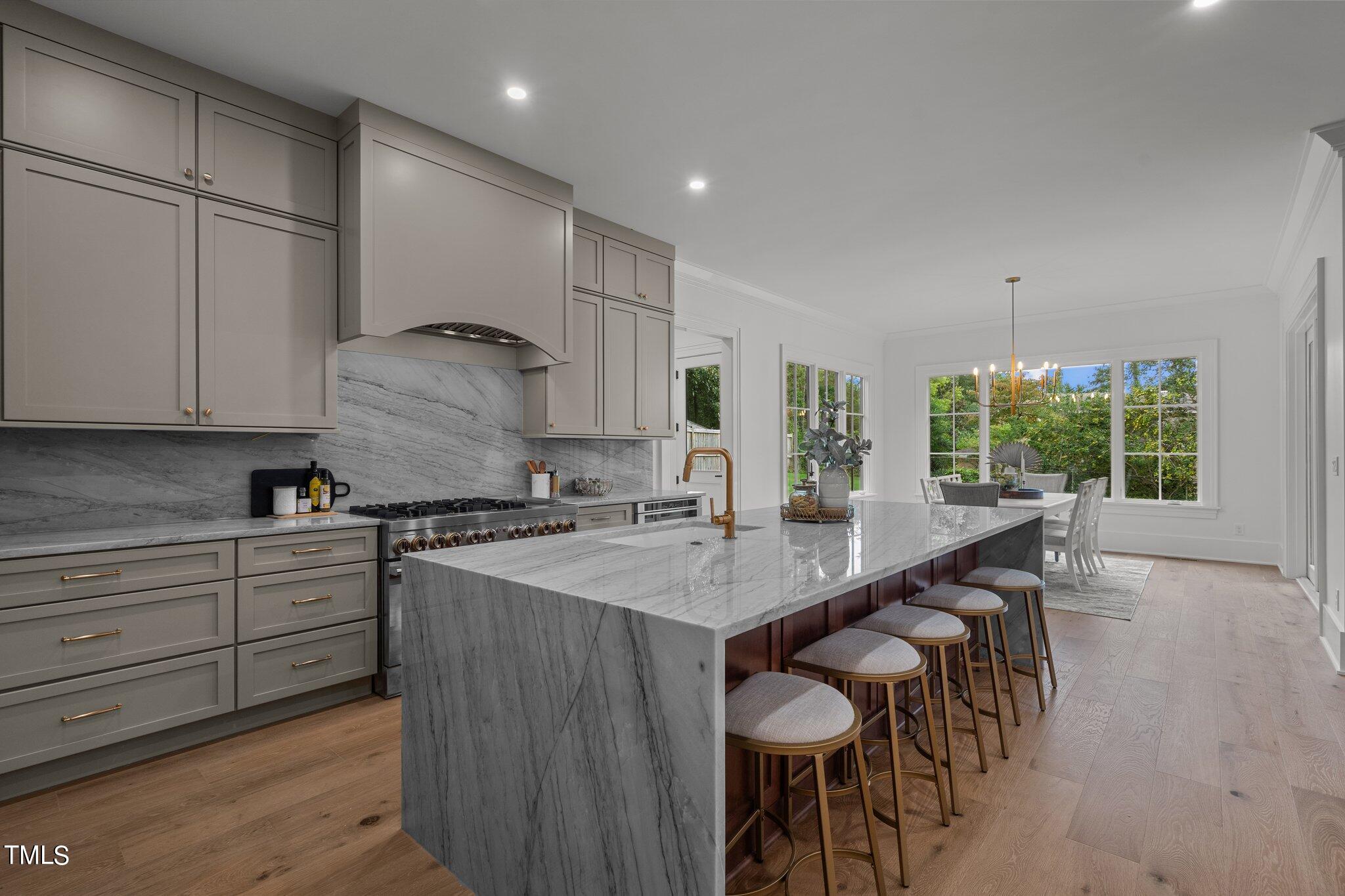 1209 Gunnison Place