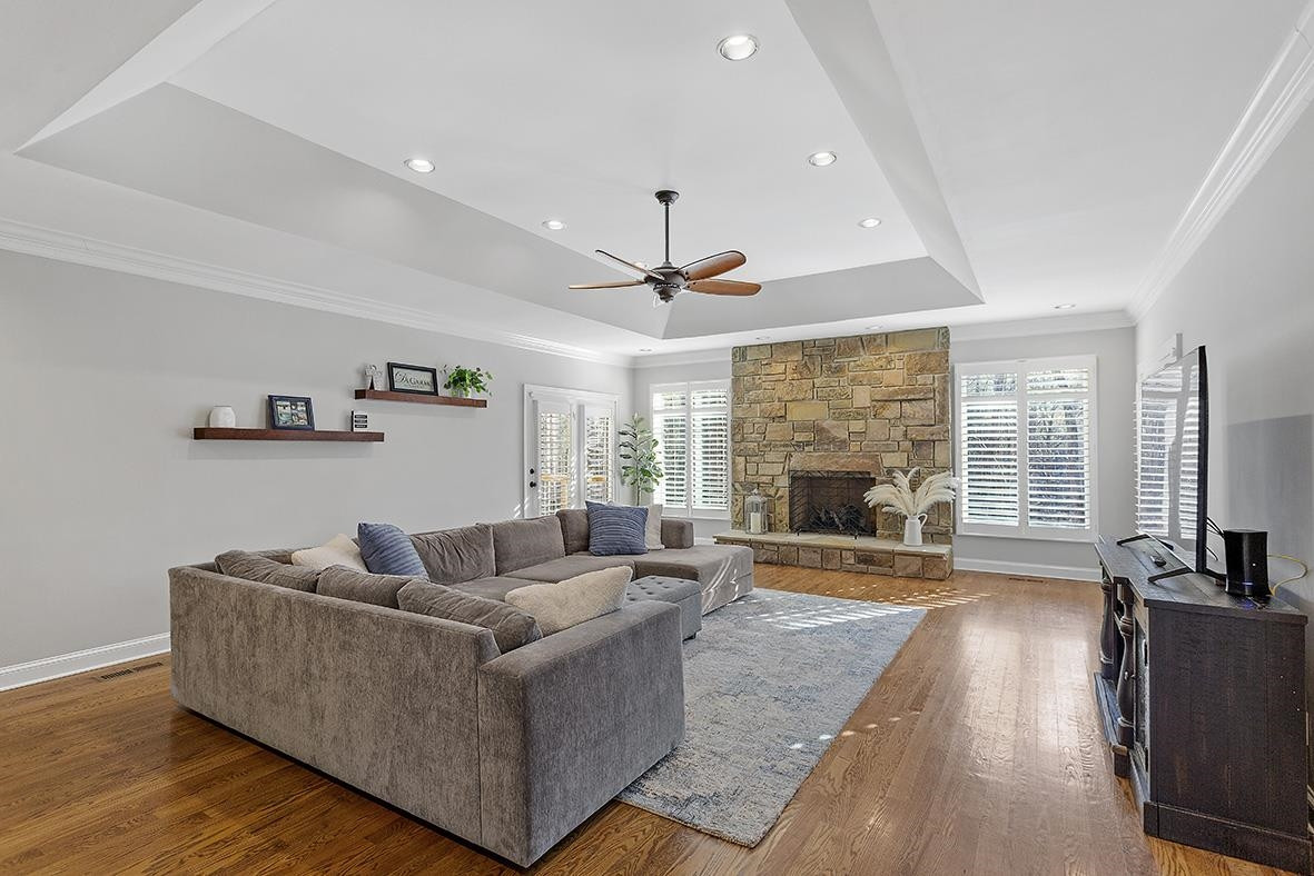 8120 Hawkshead Road