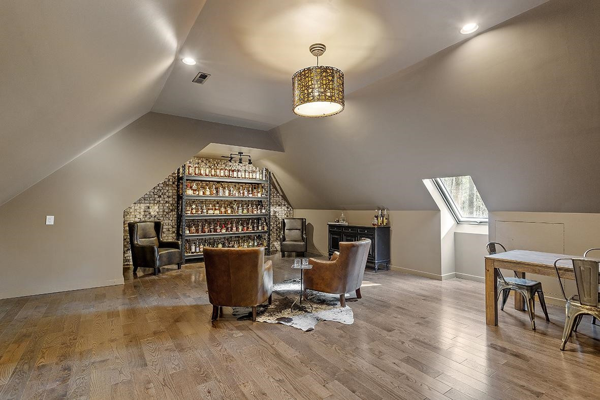 8120 Hawkshead Road