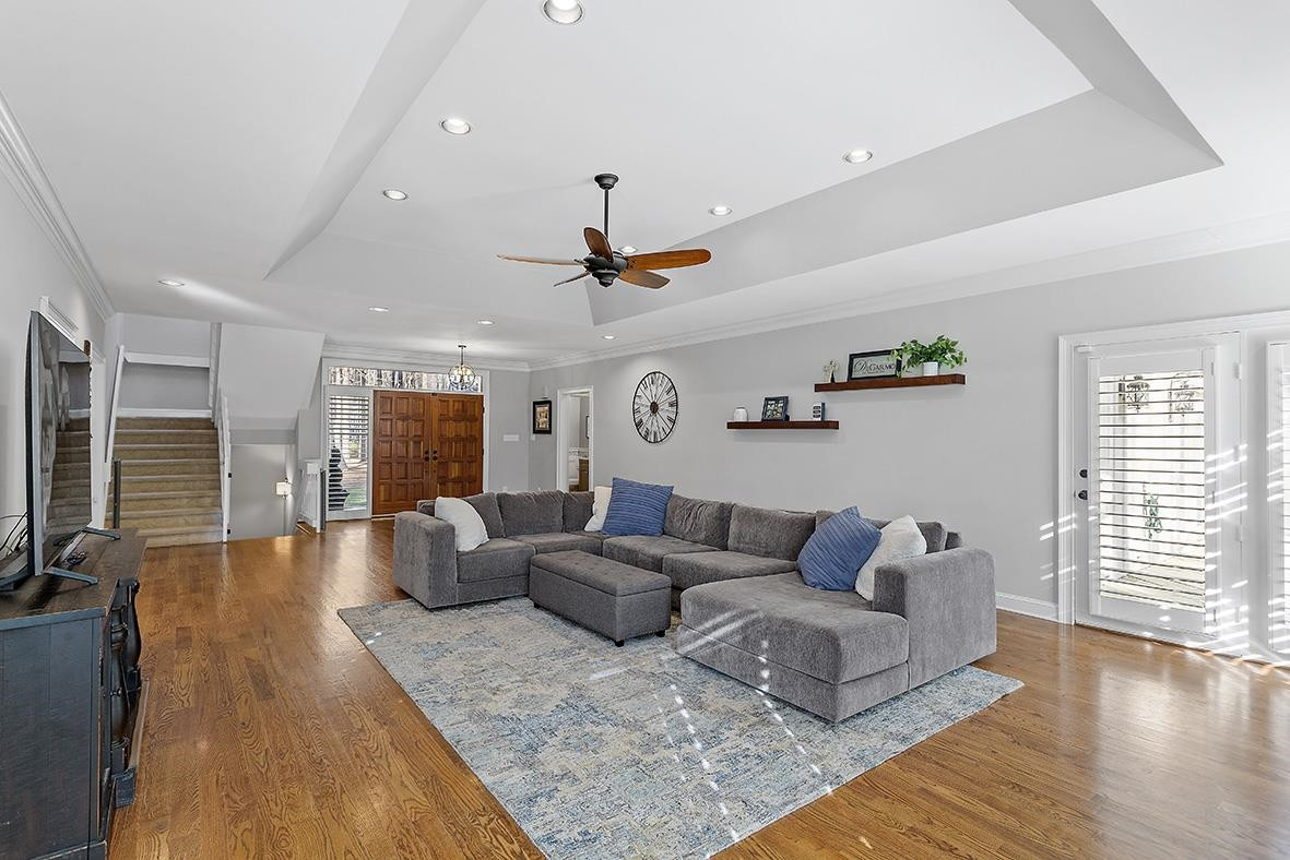8120 Hawkshead Road