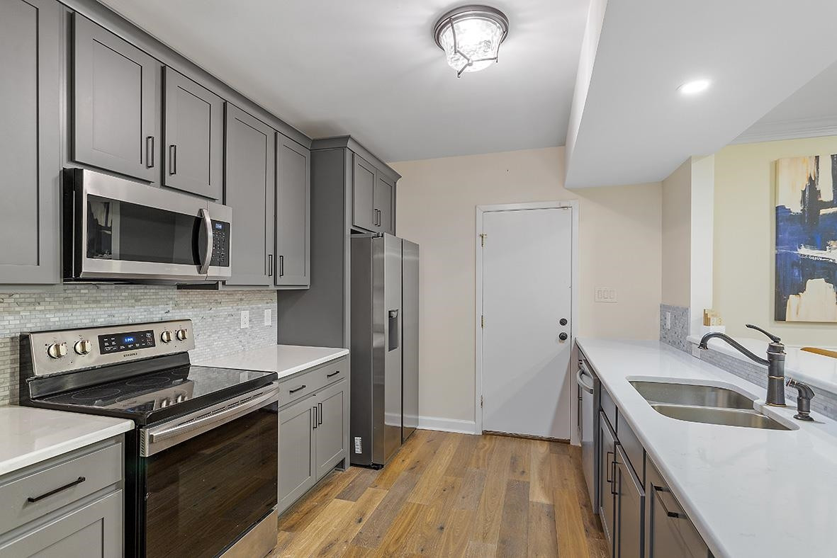 8120 Hawkshead Road