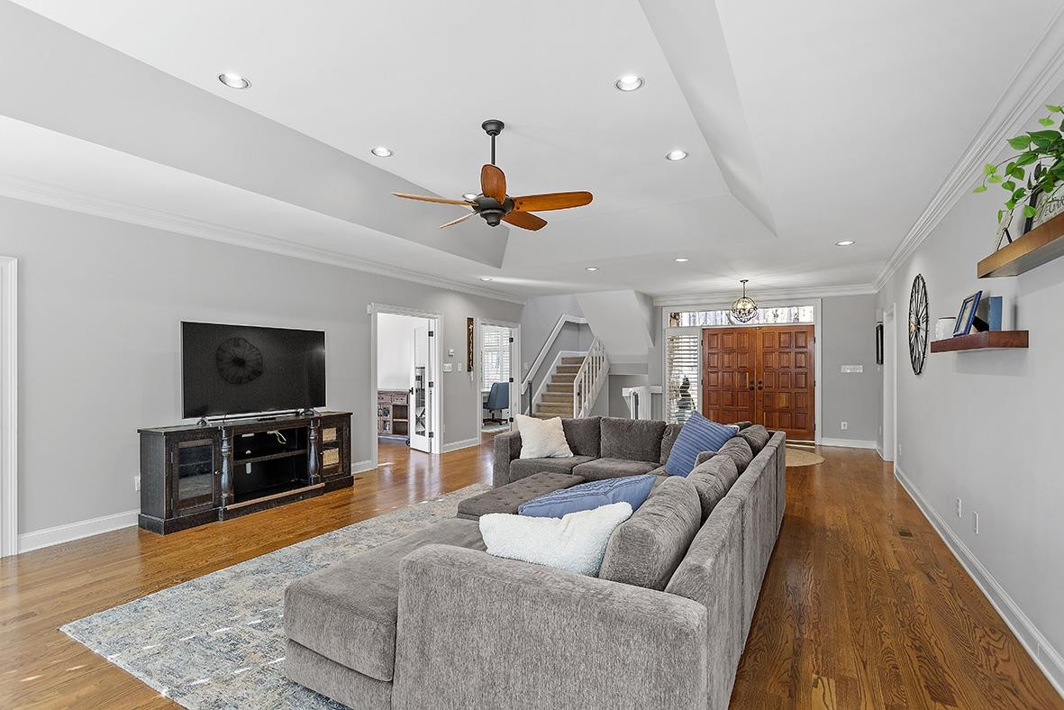 8120 Hawkshead Road