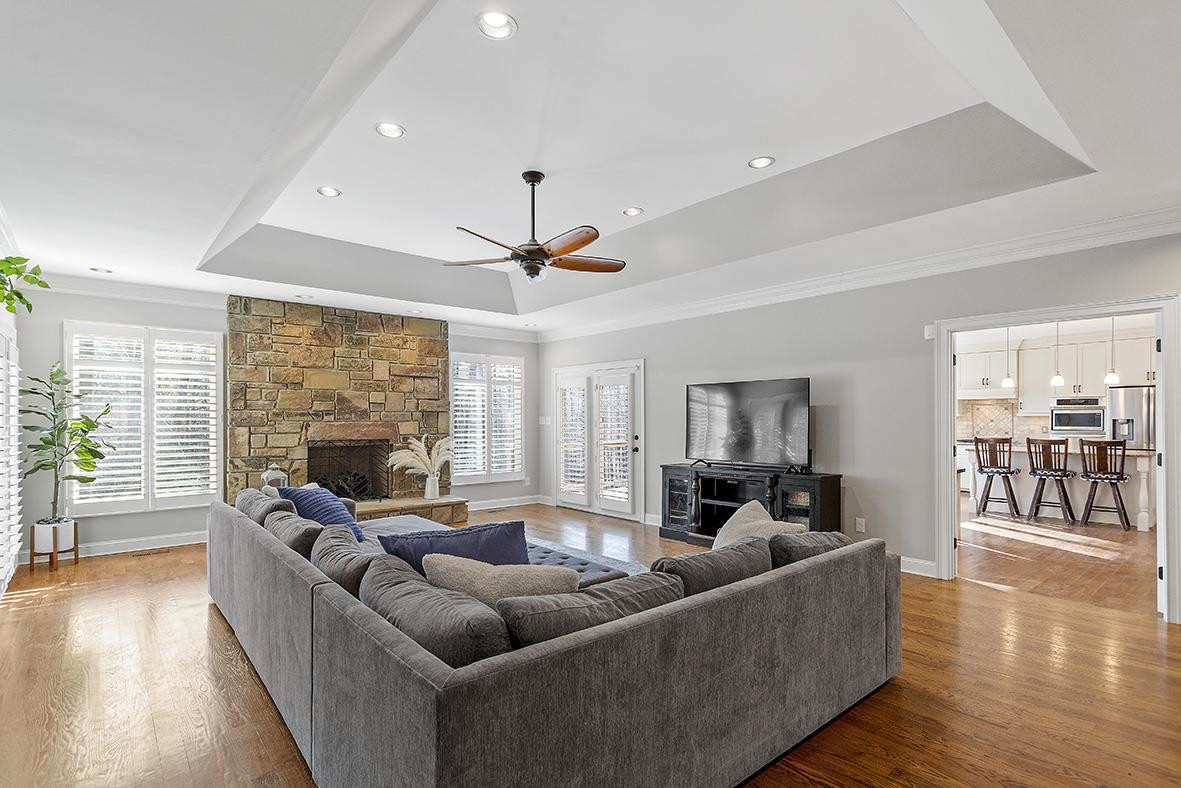 8120 Hawkshead Road