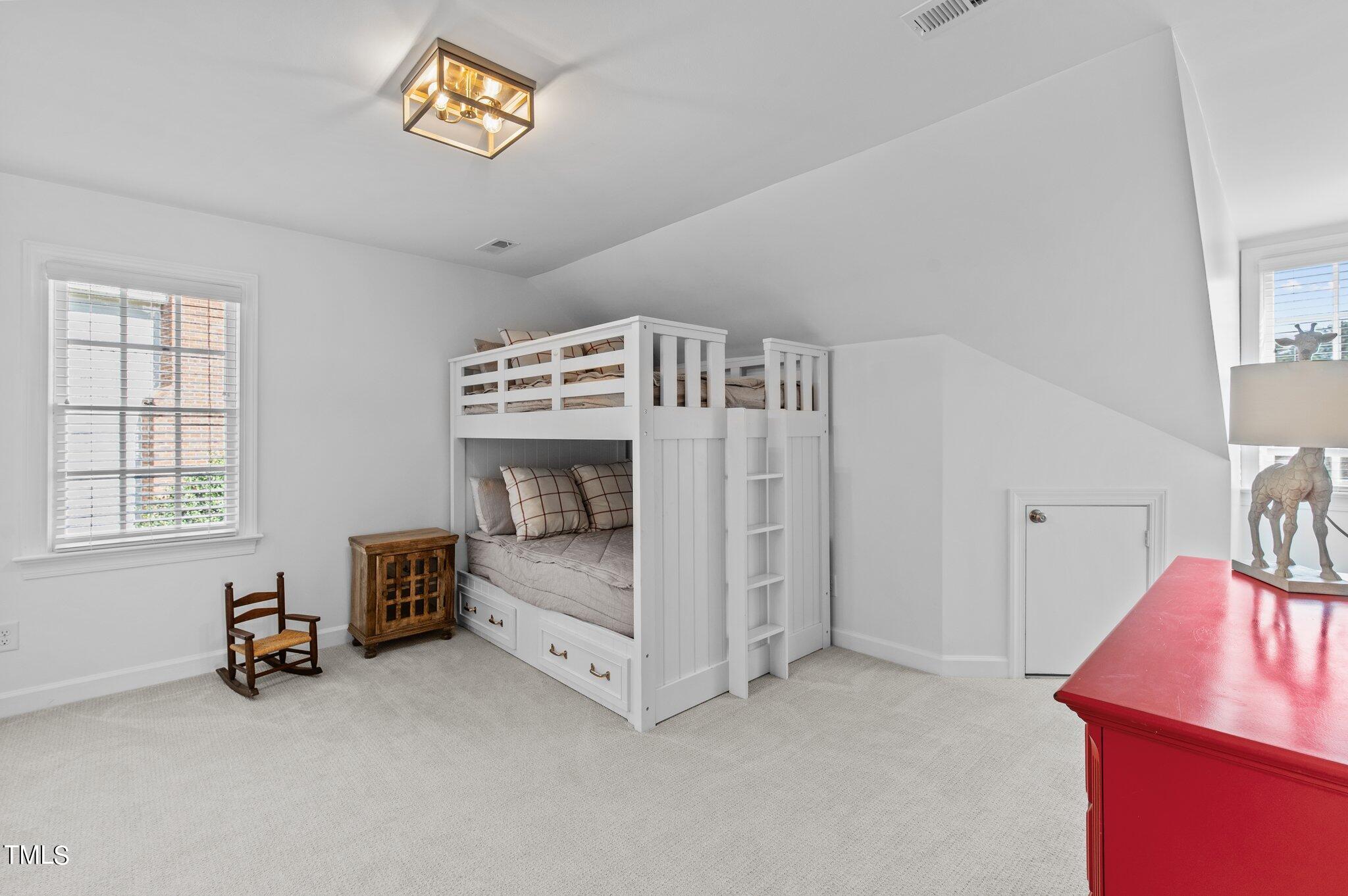 7625 Pinewild Court