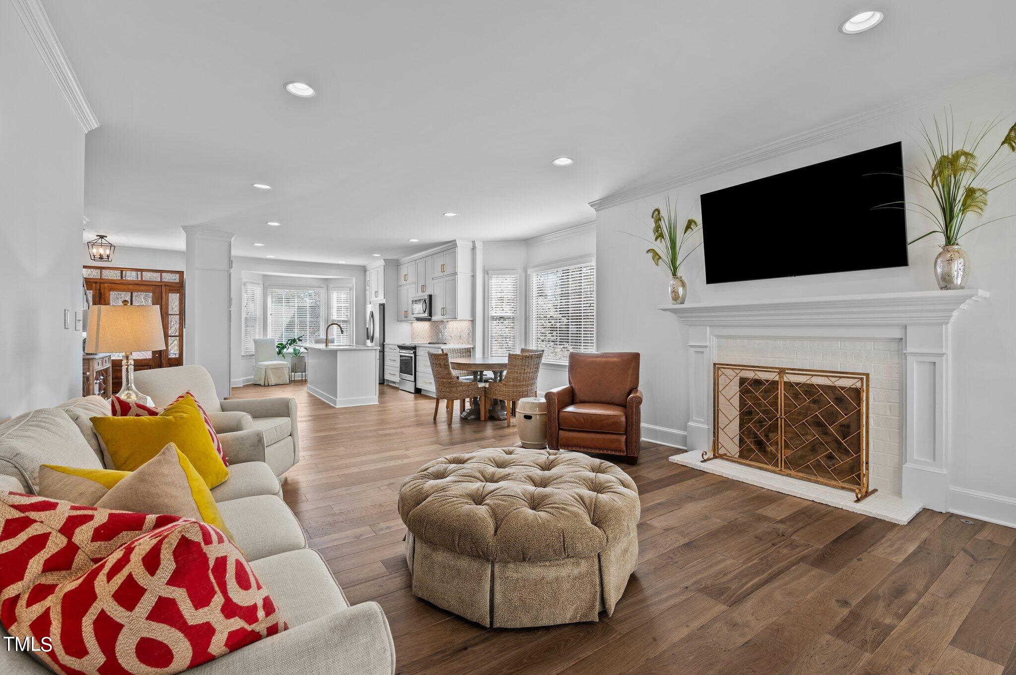 7625 Pinewild Court