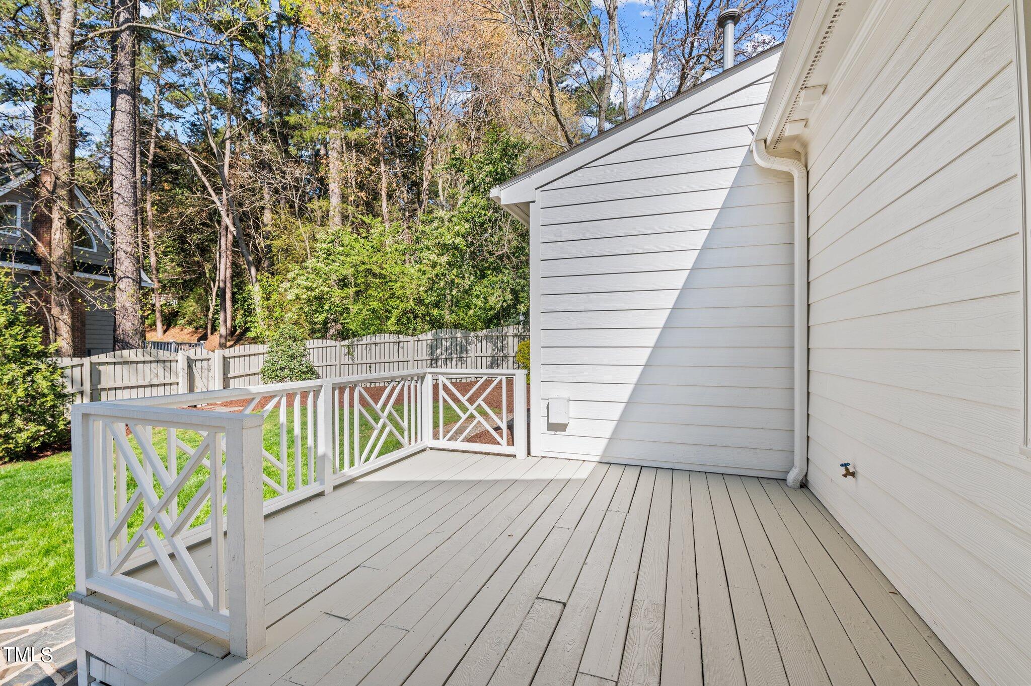 7625 Pinewild Court