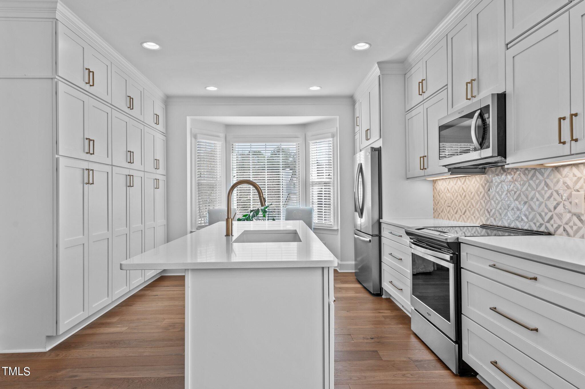 7625 Pinewild Court