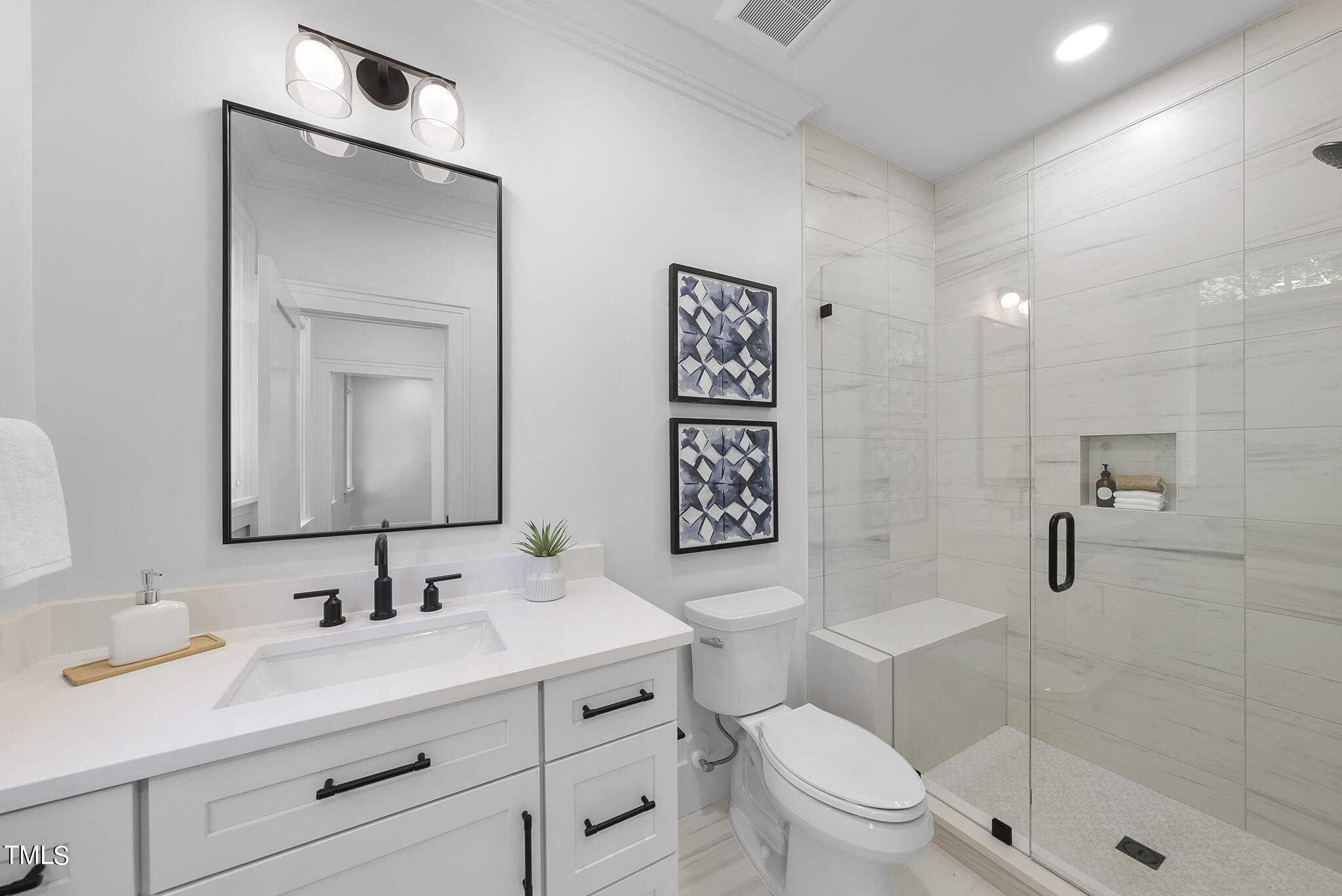 1304 Lennox Place