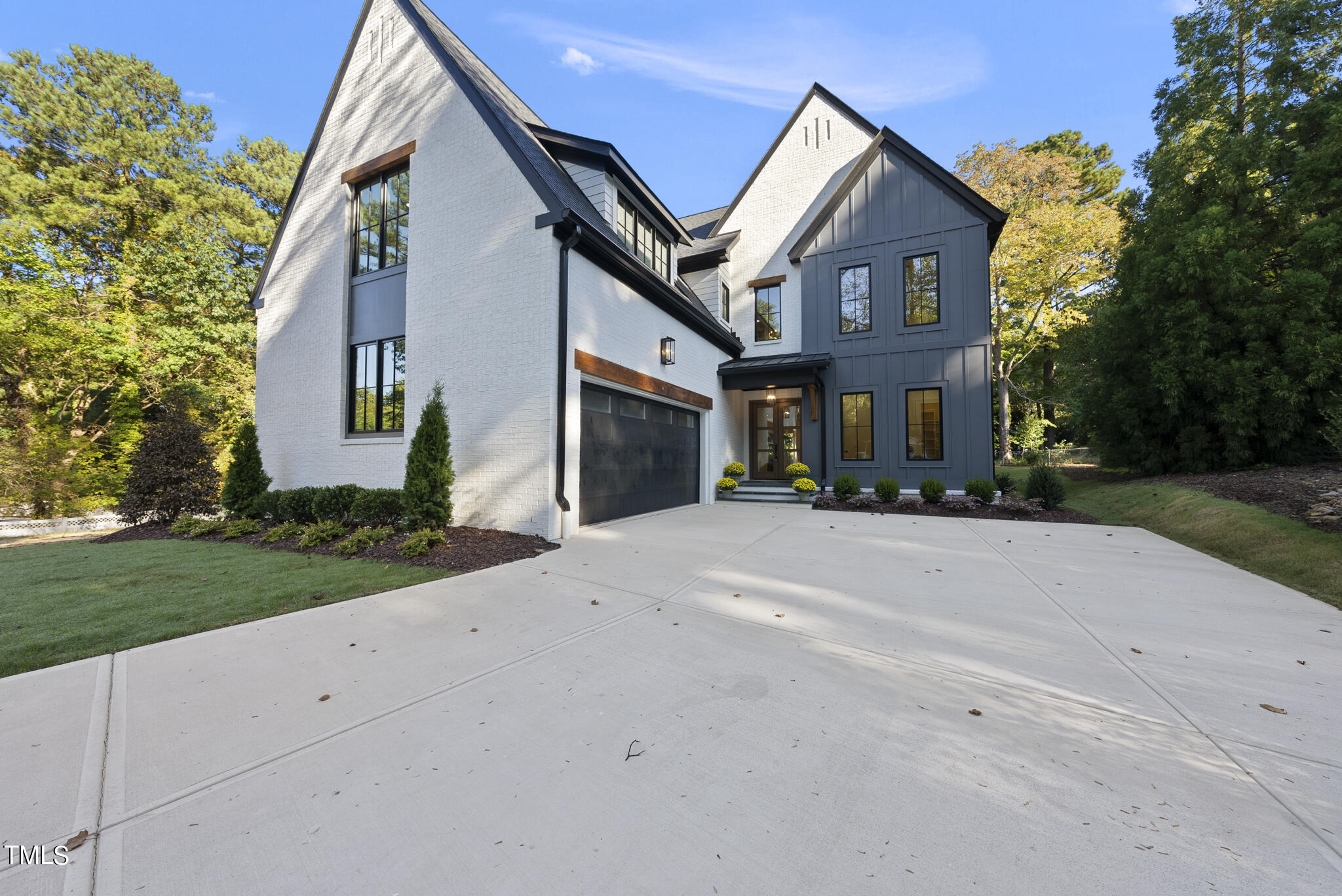 1304 Lennox Place