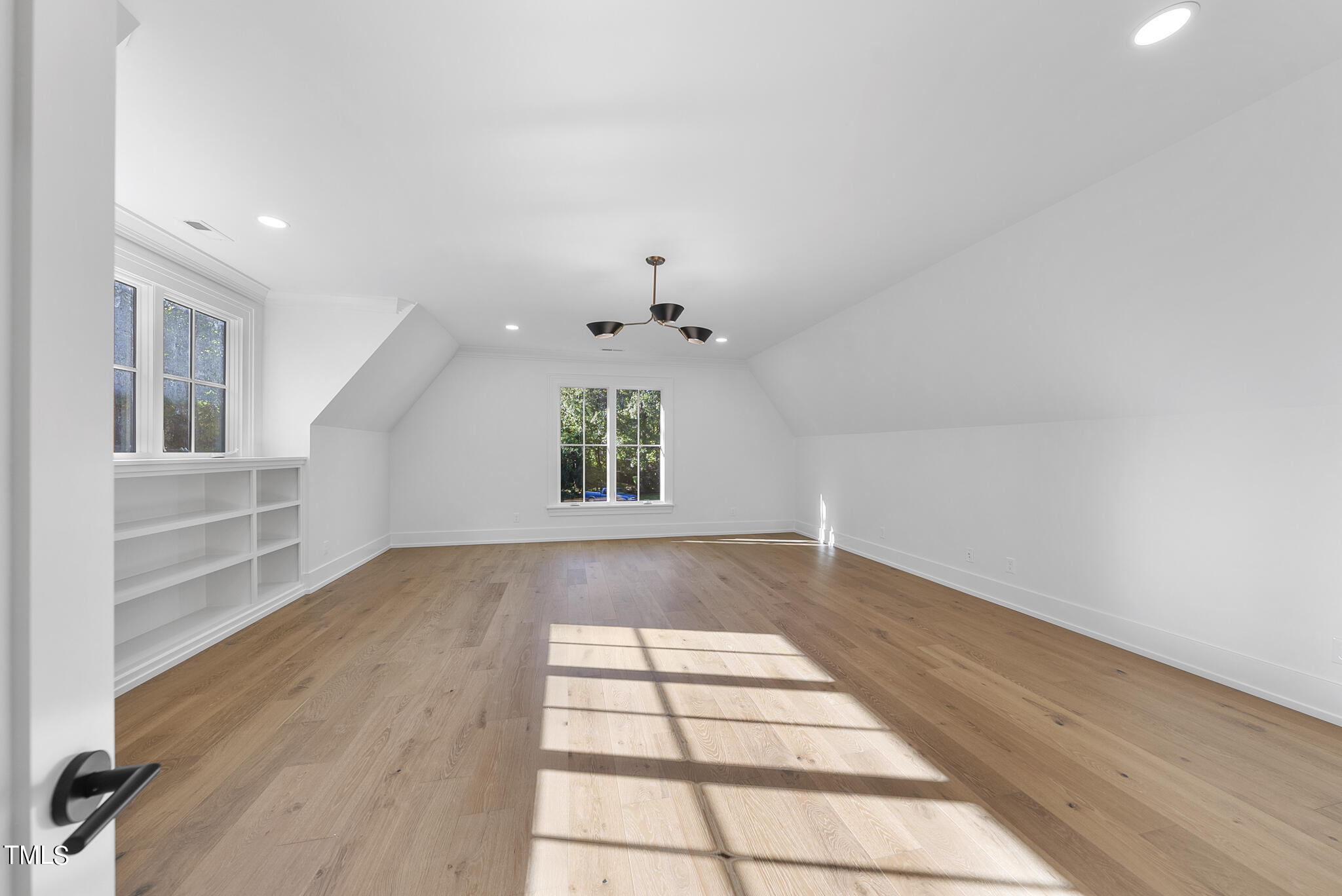 1304 Lennox Place