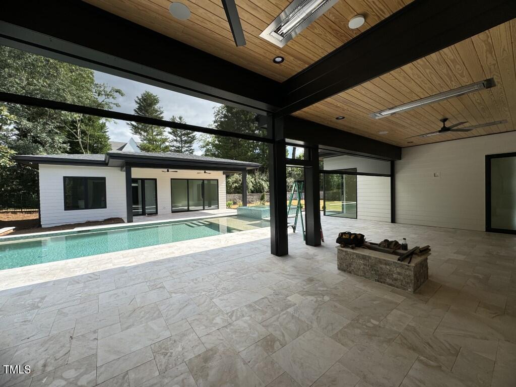 822 Cranbrook Road