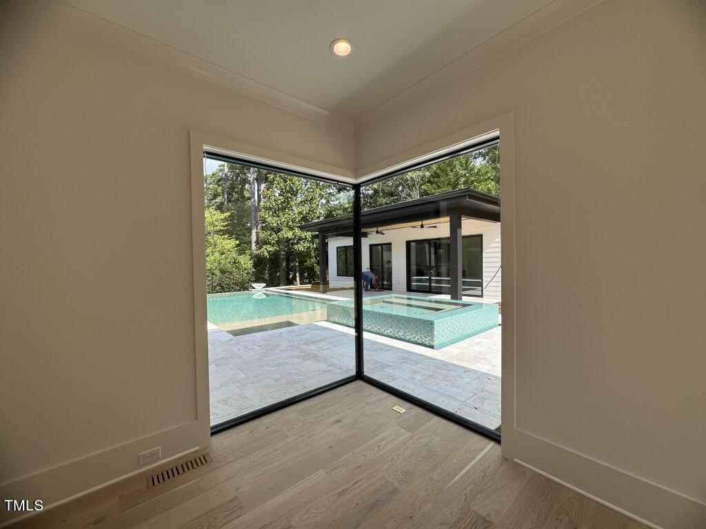 822 Cranbrook Road