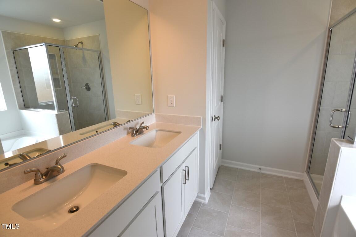 175 Spotted Bee Way