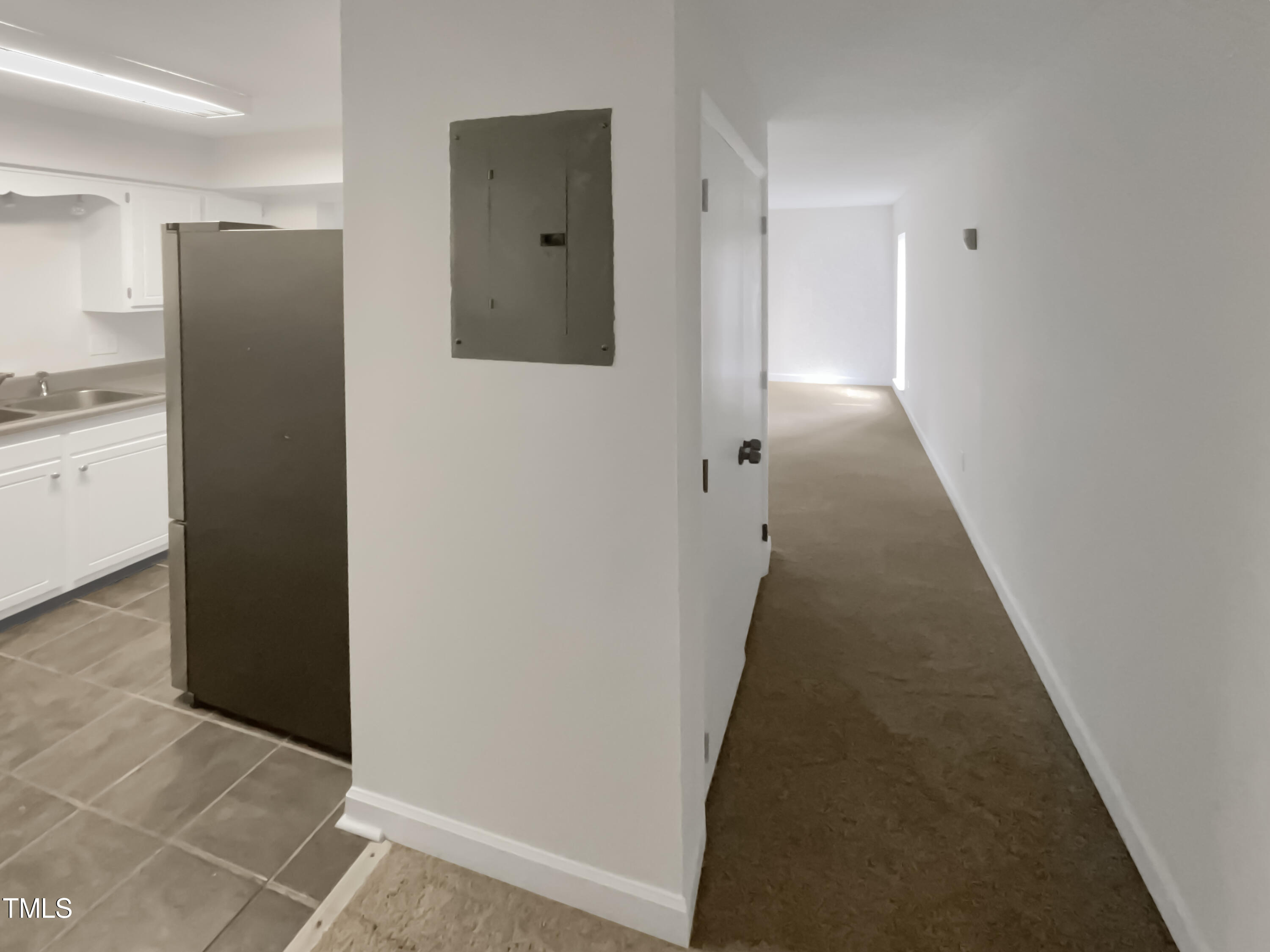 553 Pine Ridge Place