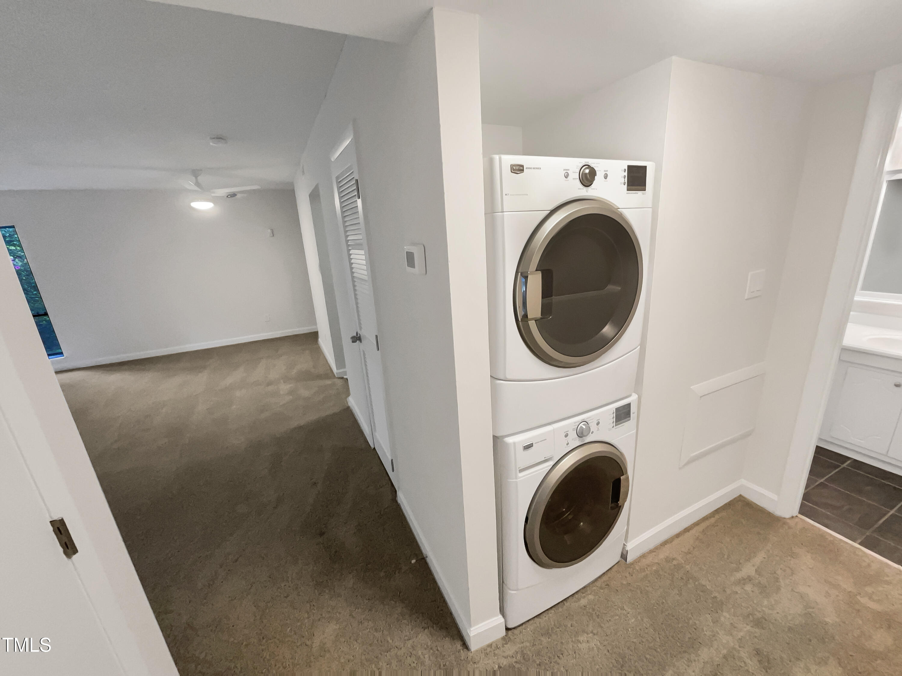 553 Pine Ridge Place
