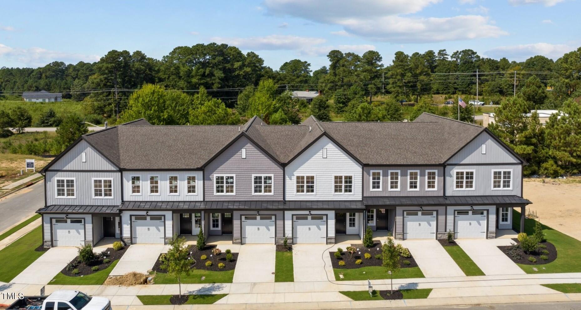 604 Marshskip Way