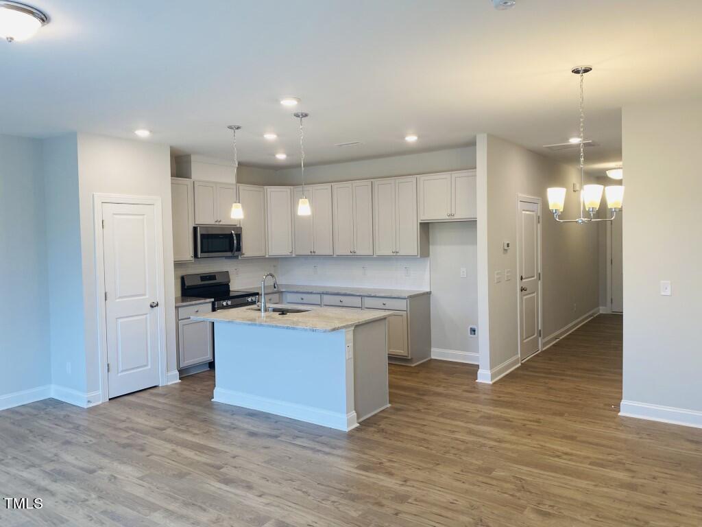 523 Barrington Row Avenue # 229