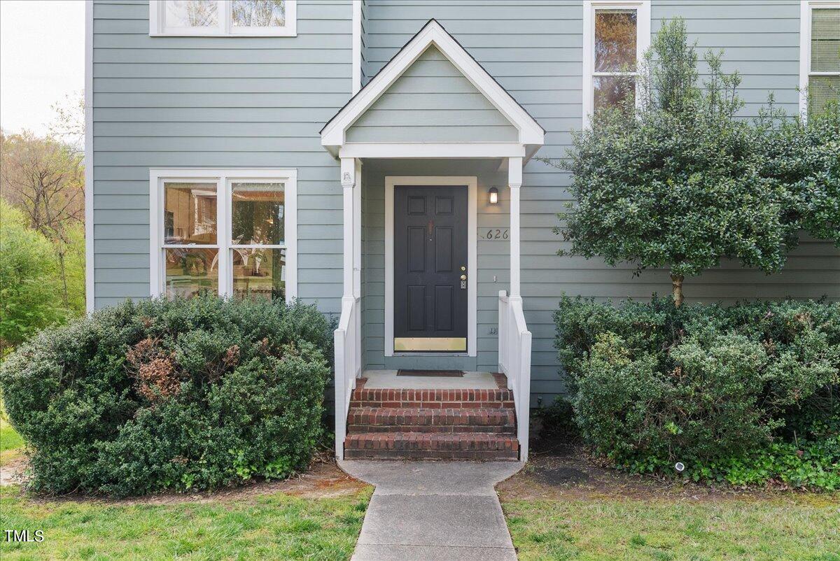 1626 Oakland Hills Way