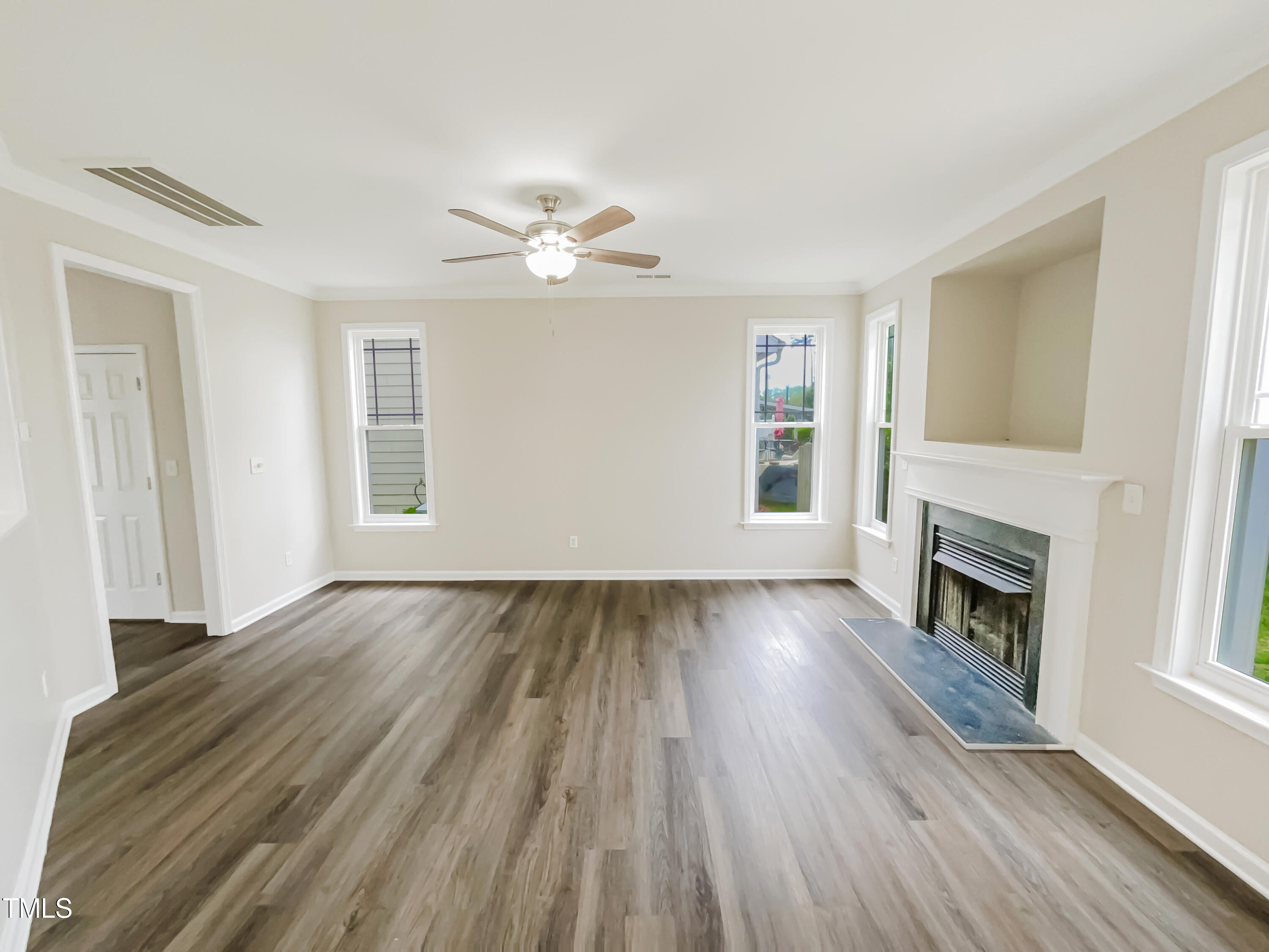 37 Honeybee Trace