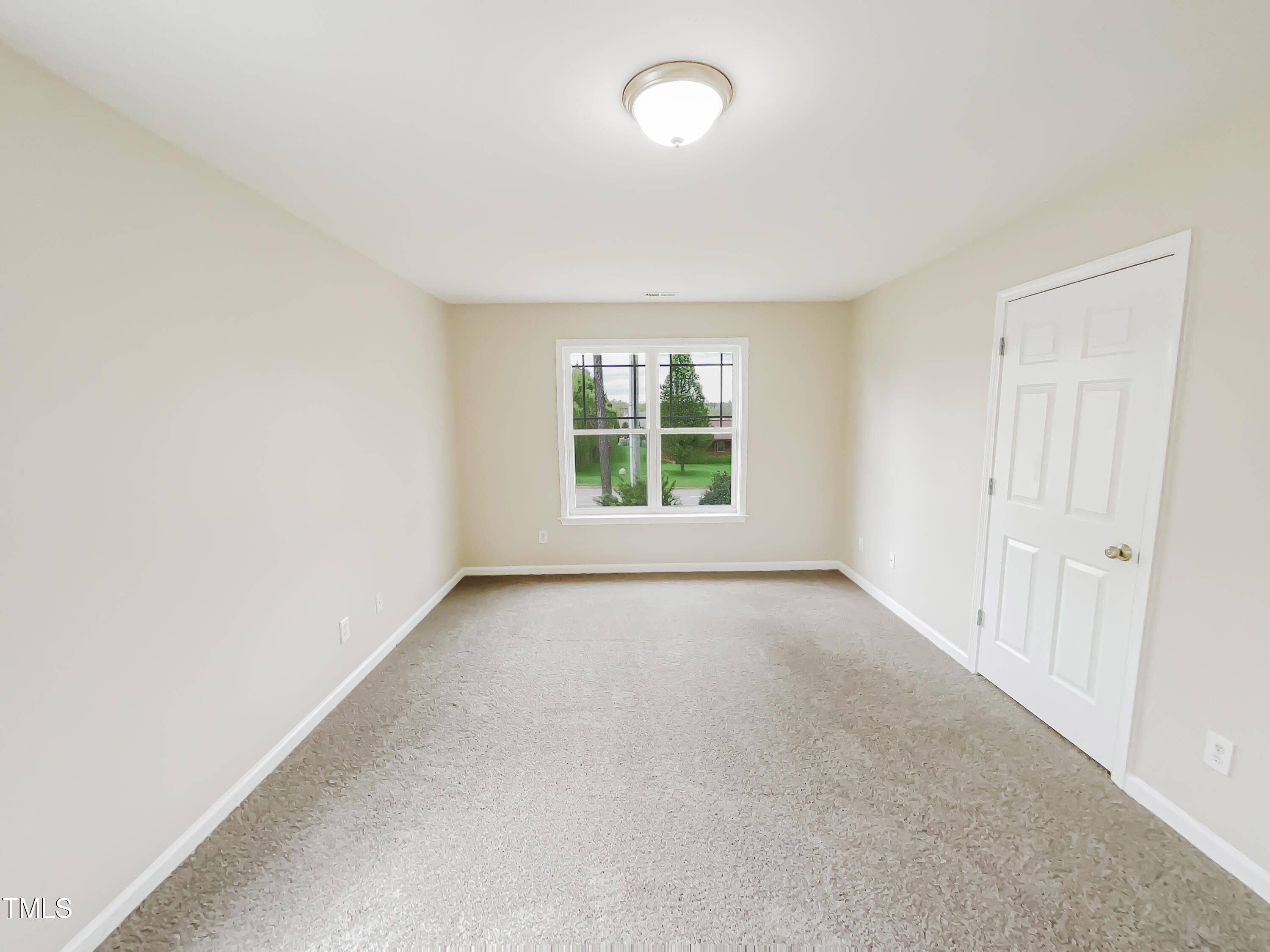 37 Honeybee Trace