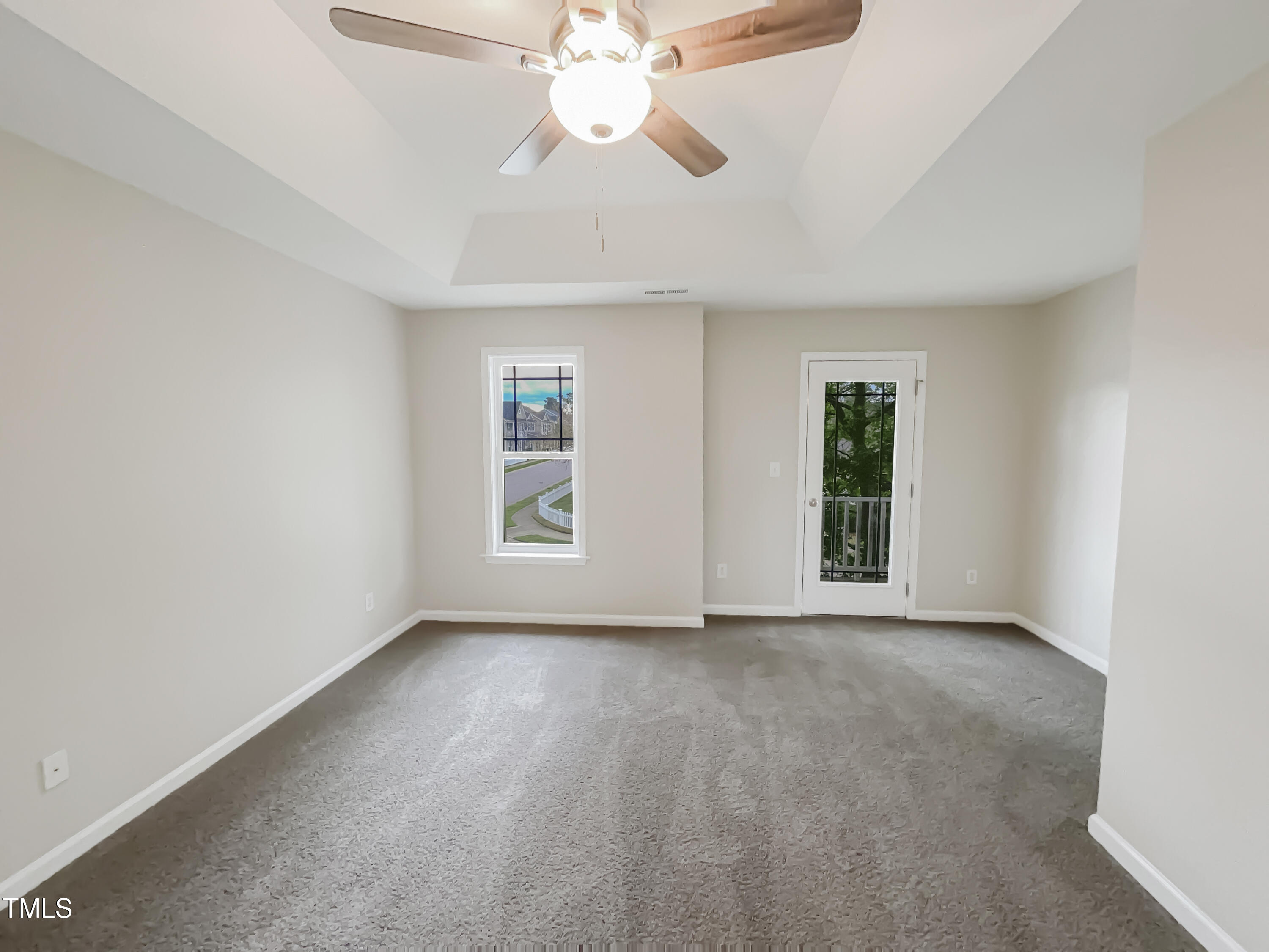 37 Honeybee Trace