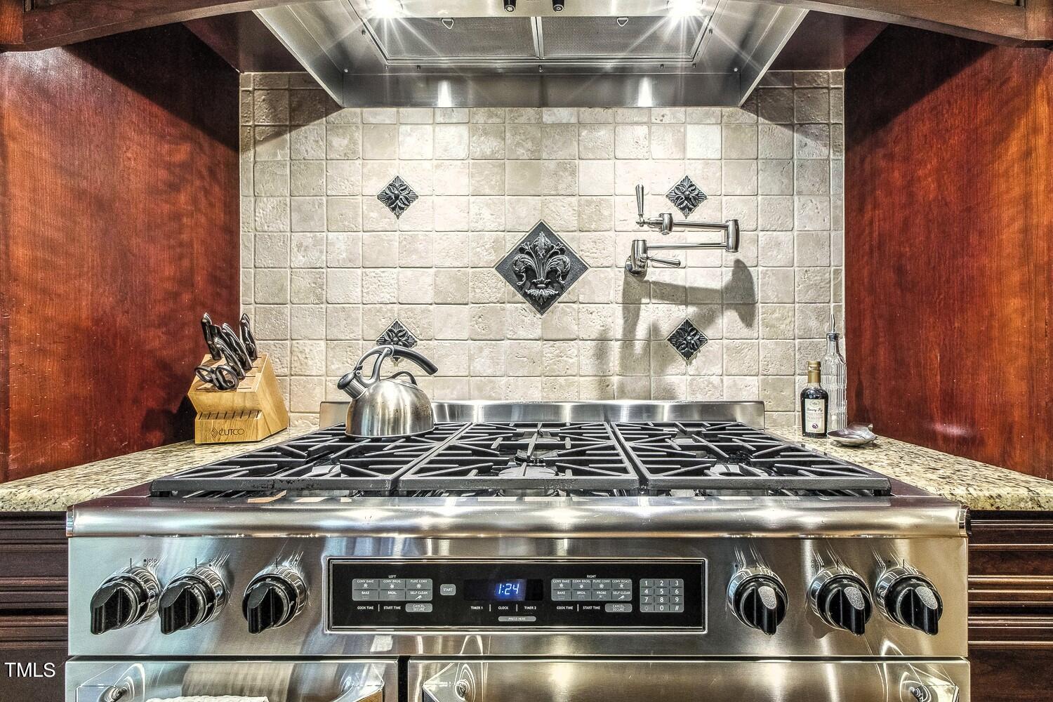 6024 Heatherstone Drive