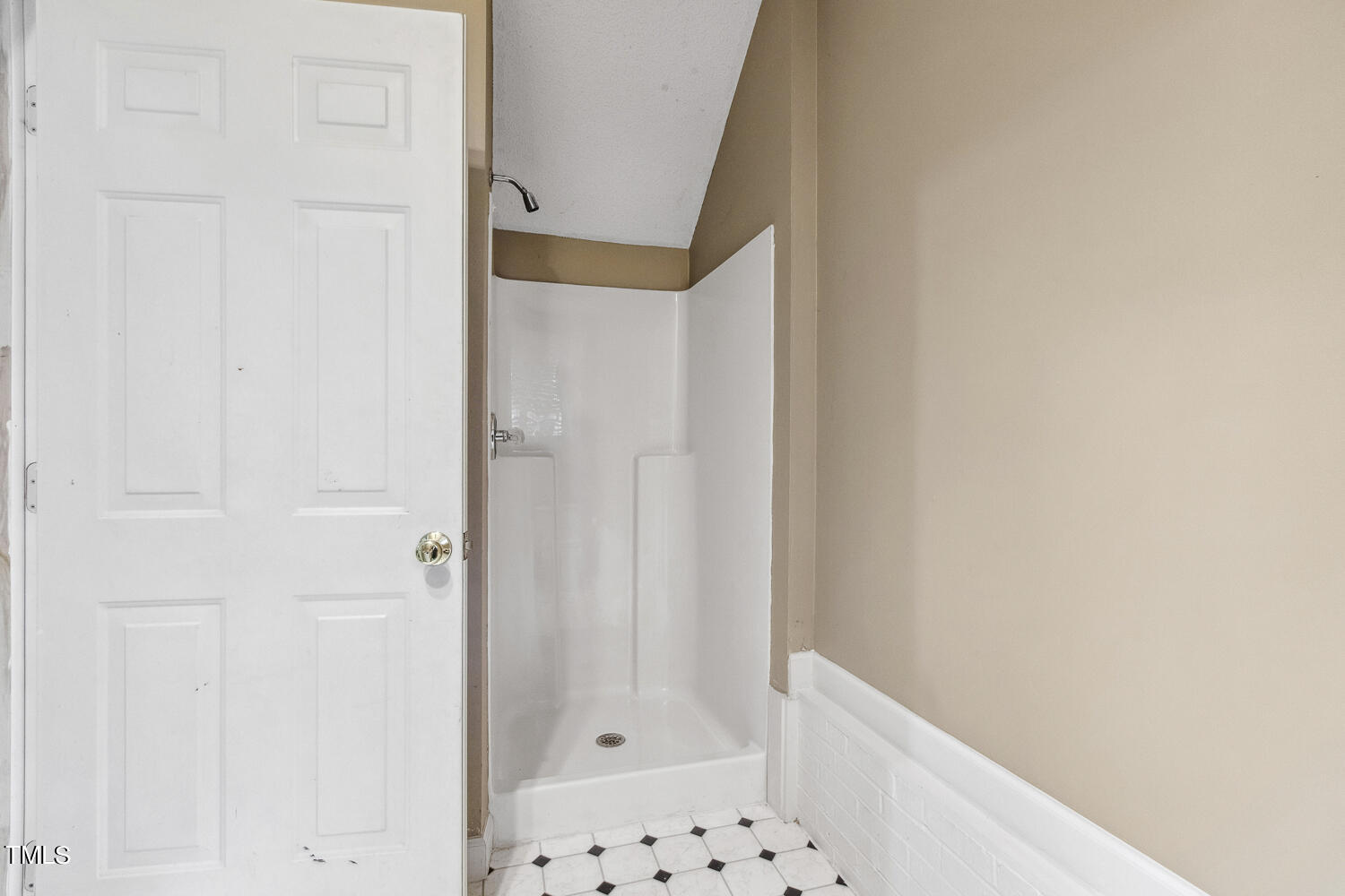6024 Heatherstone Drive