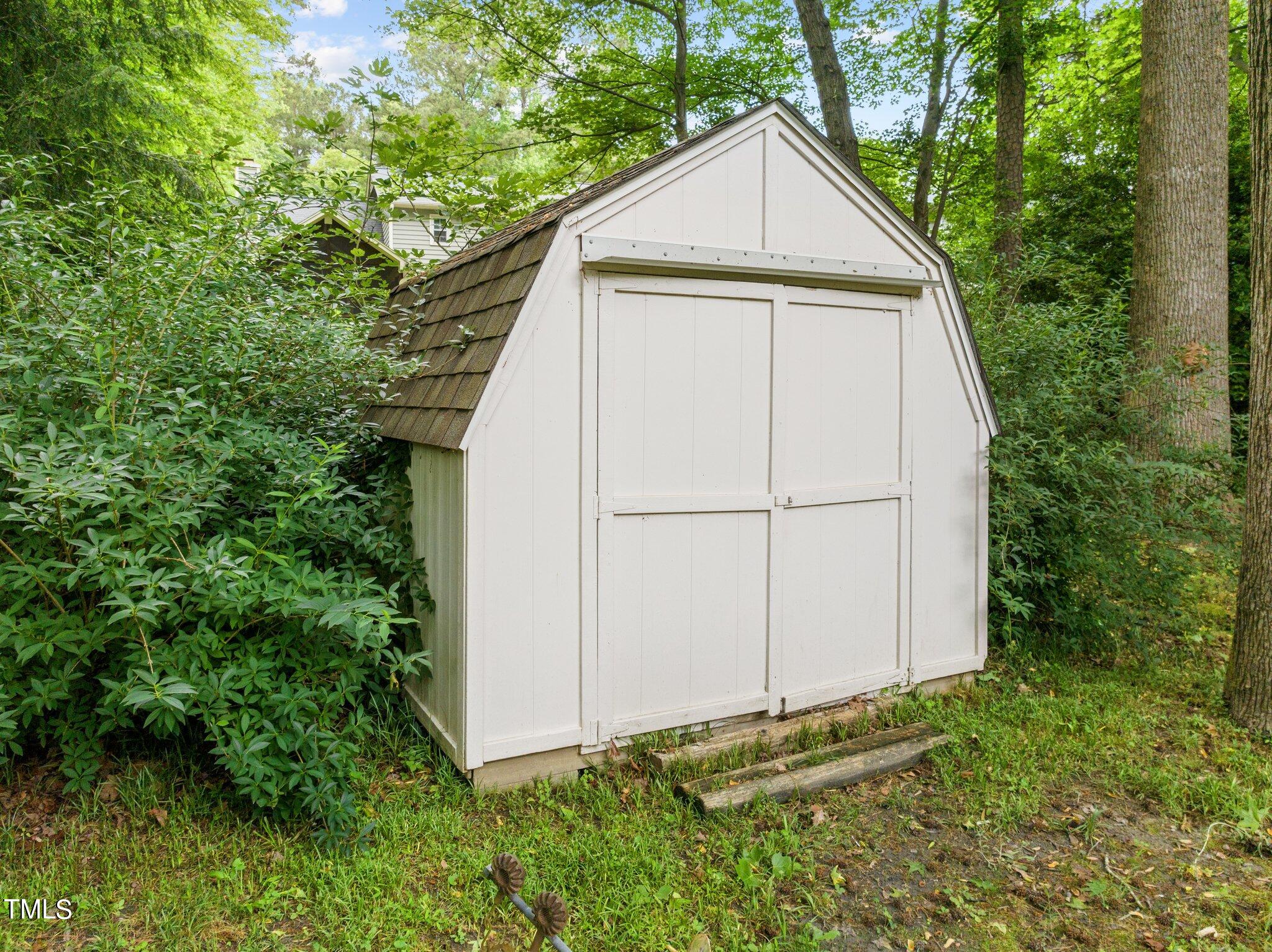 1112 Theresa Court