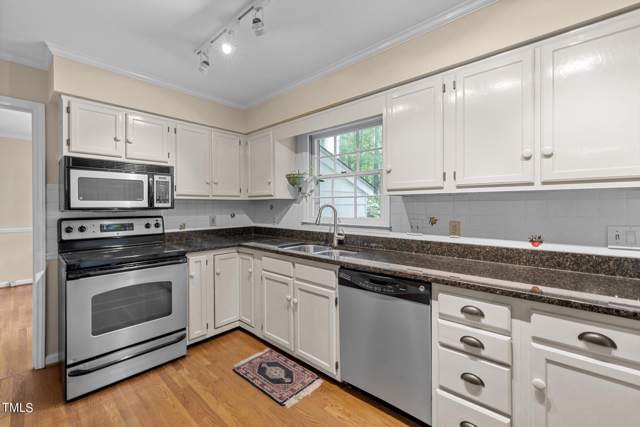 1112 Theresa Court