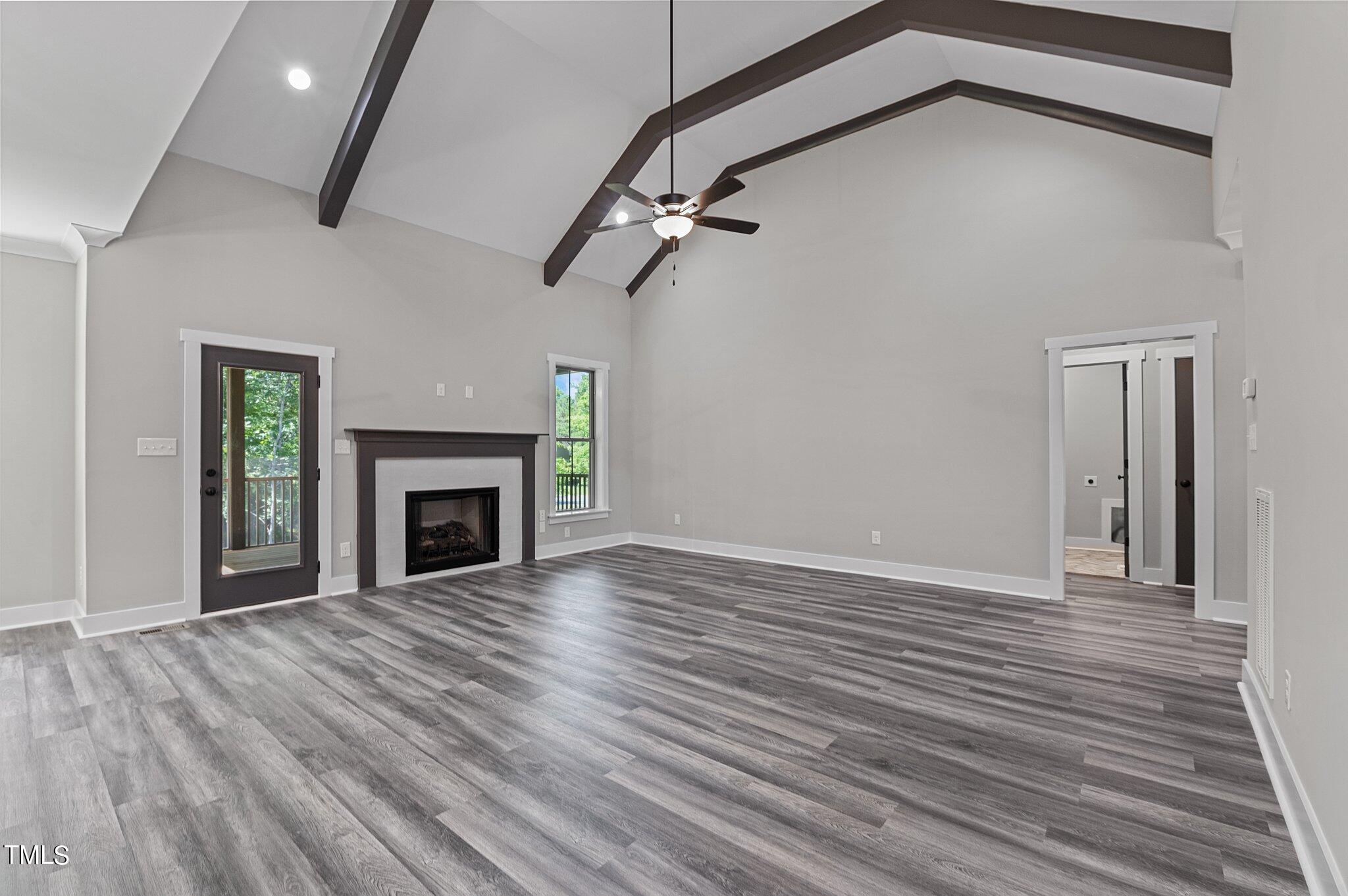15 Satinwing Court
