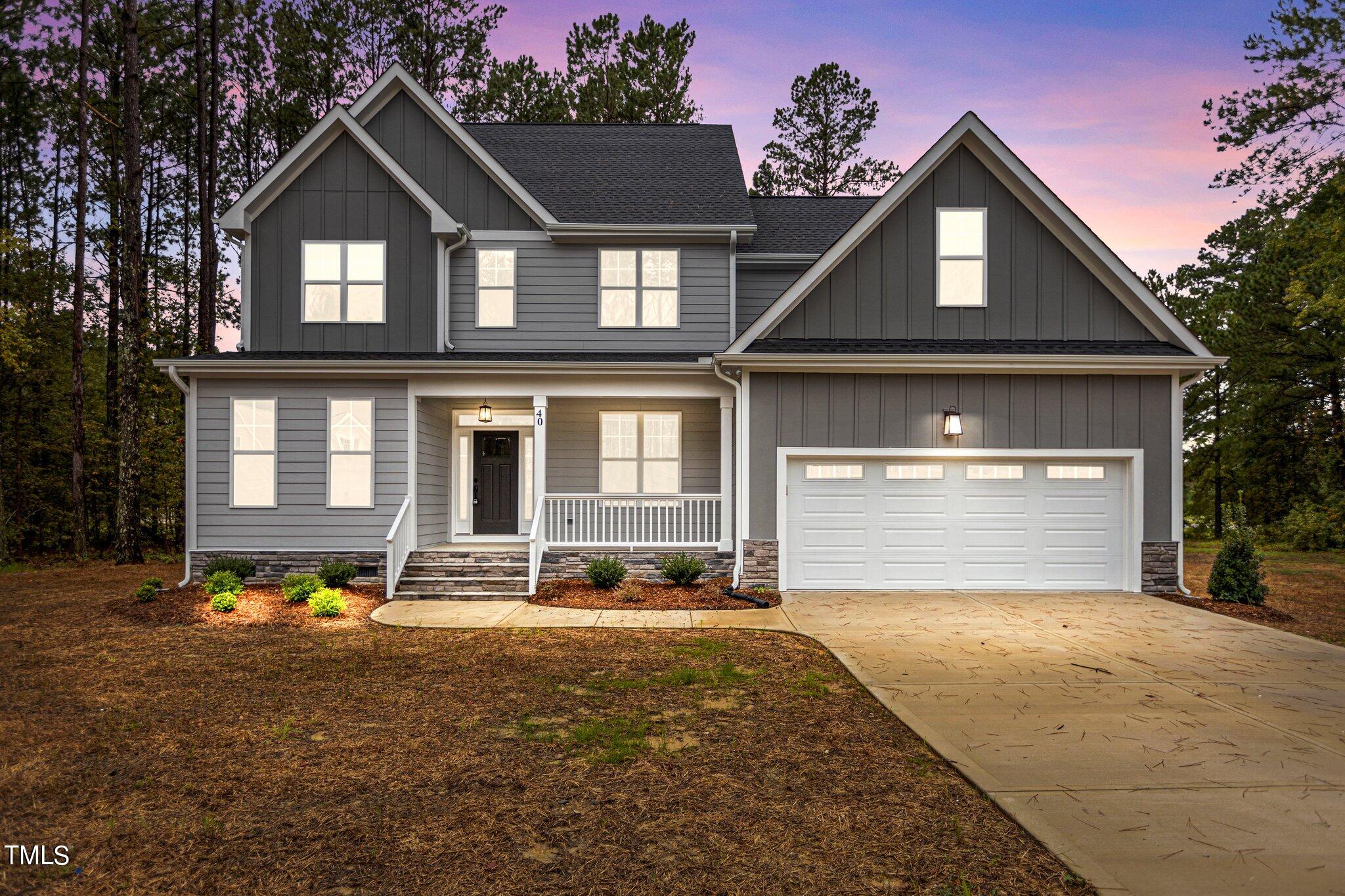 40 Everwood Court