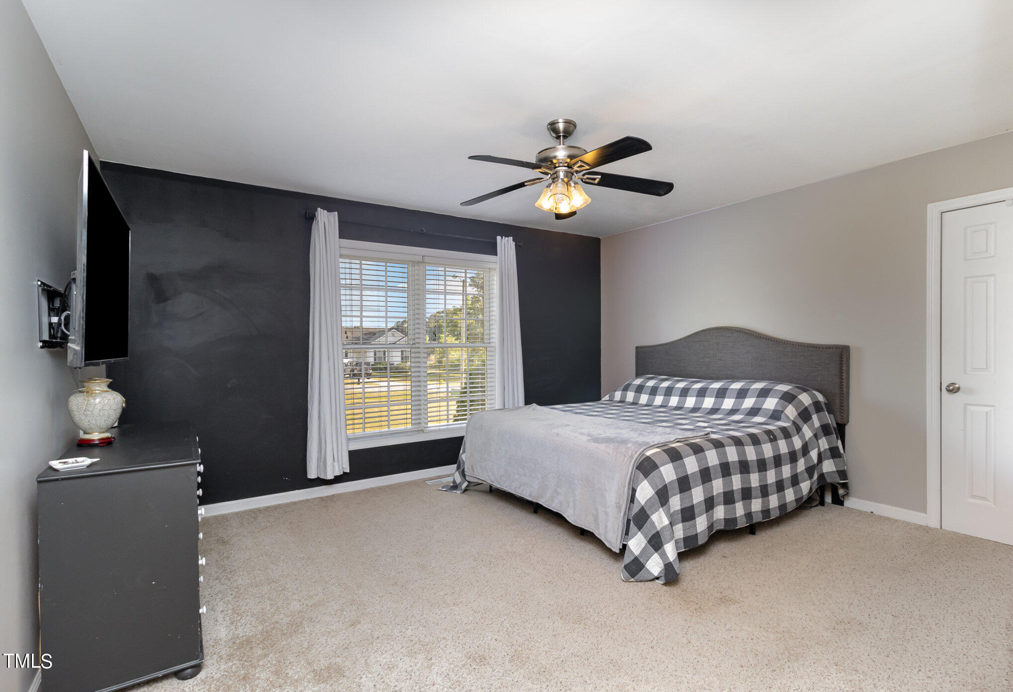 80 Viola Lane