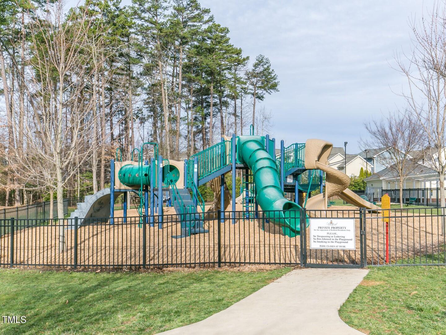 2503 Happy Lane