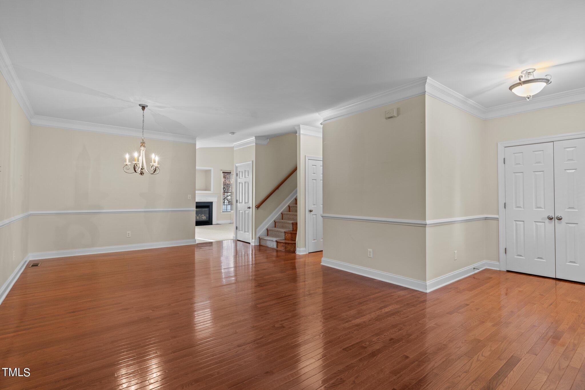 2503 Happy Lane
